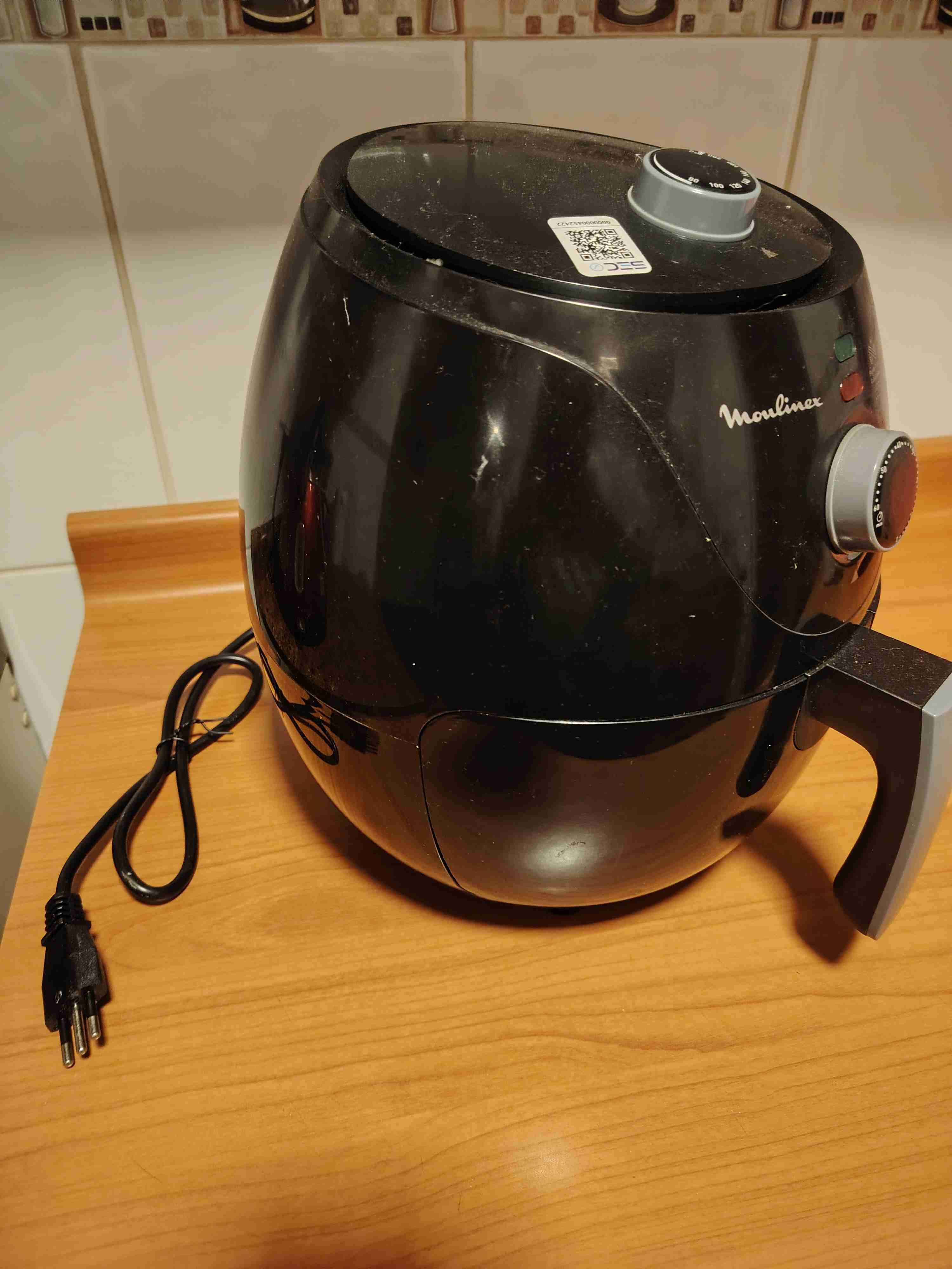 Freidora de aire Moulinex negra - miniatura 2