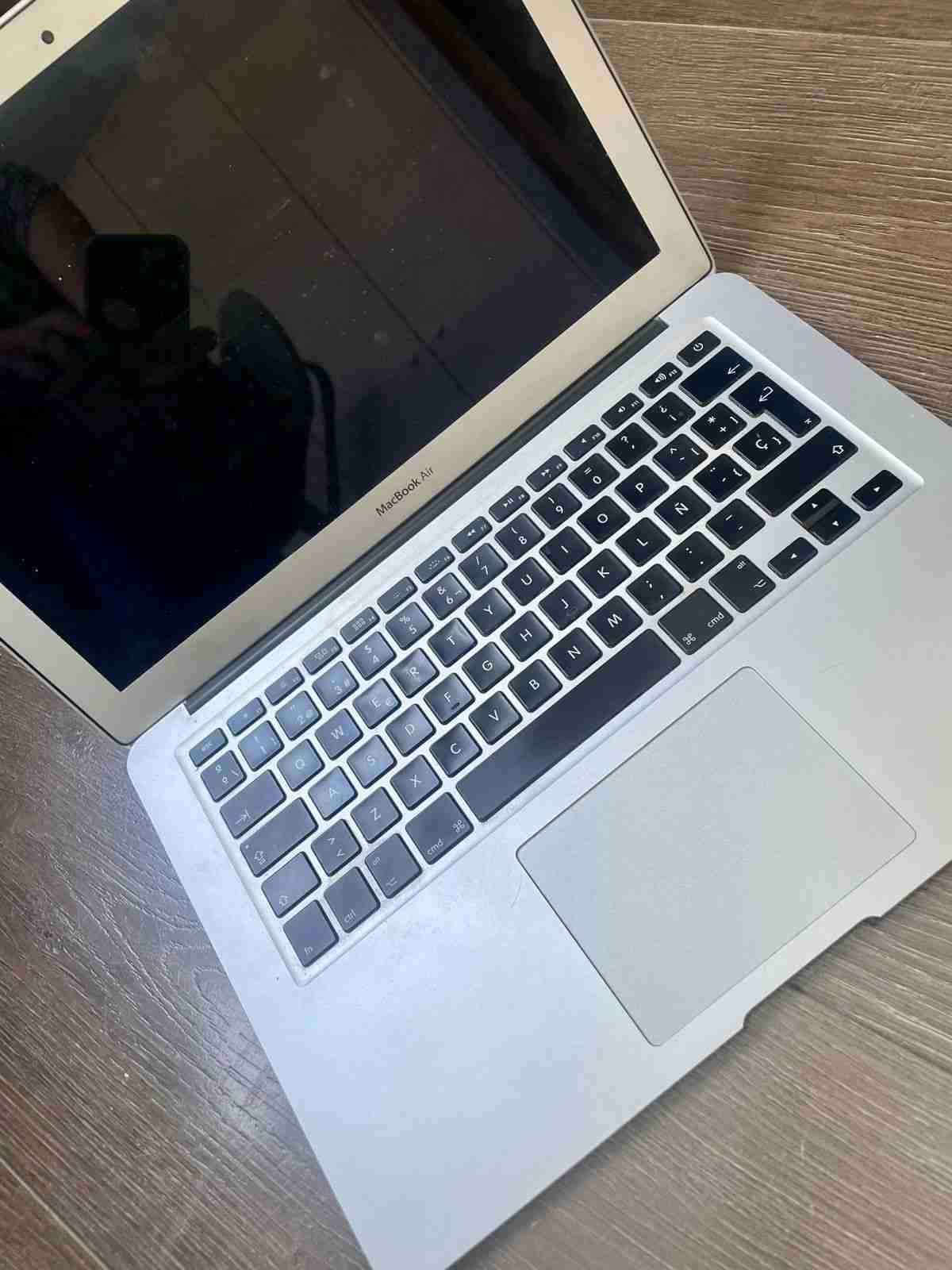Laptop MacBook Air 13 pulgadas - miniatura 1