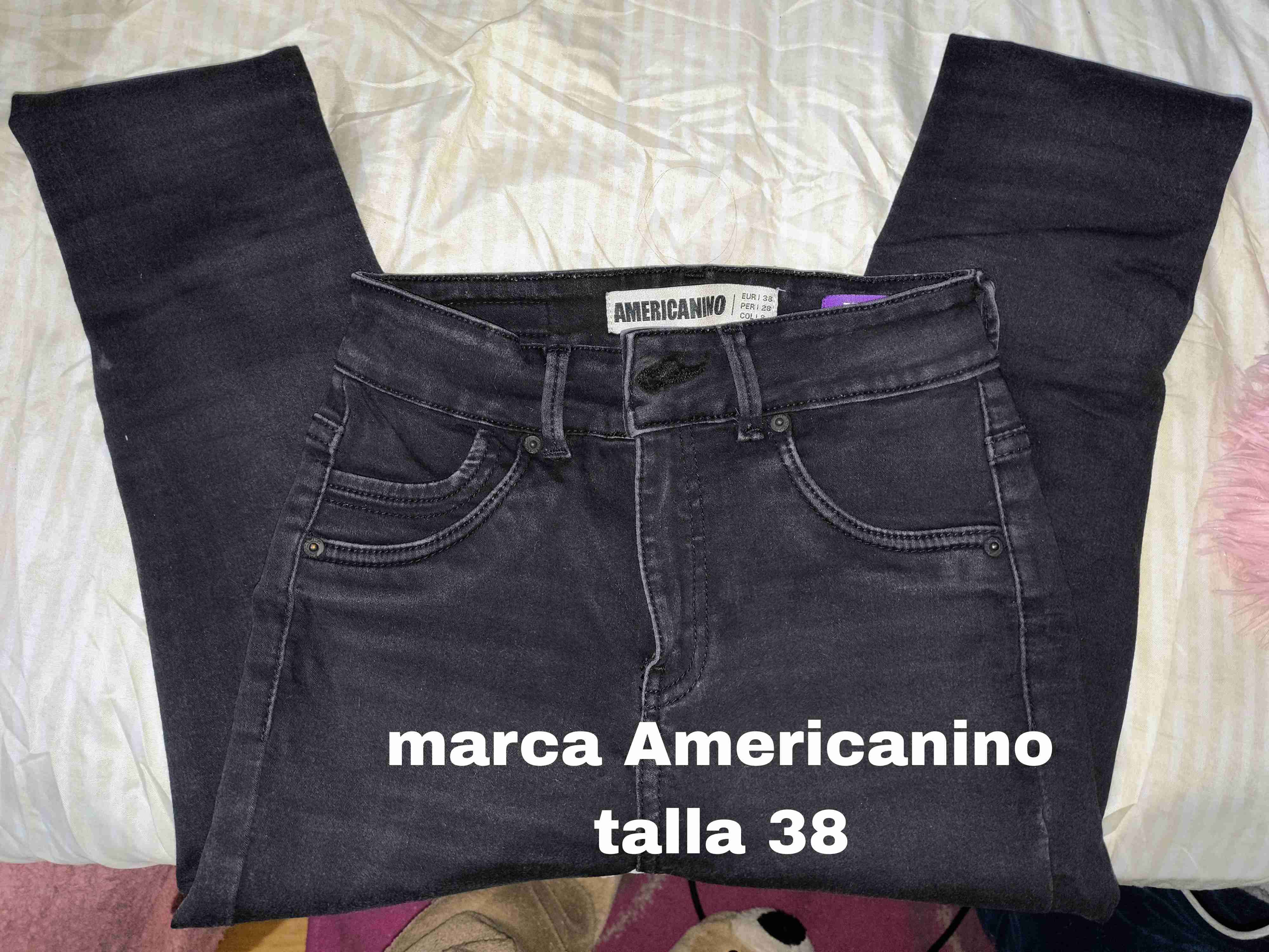Jeans negros Americanino talla 38