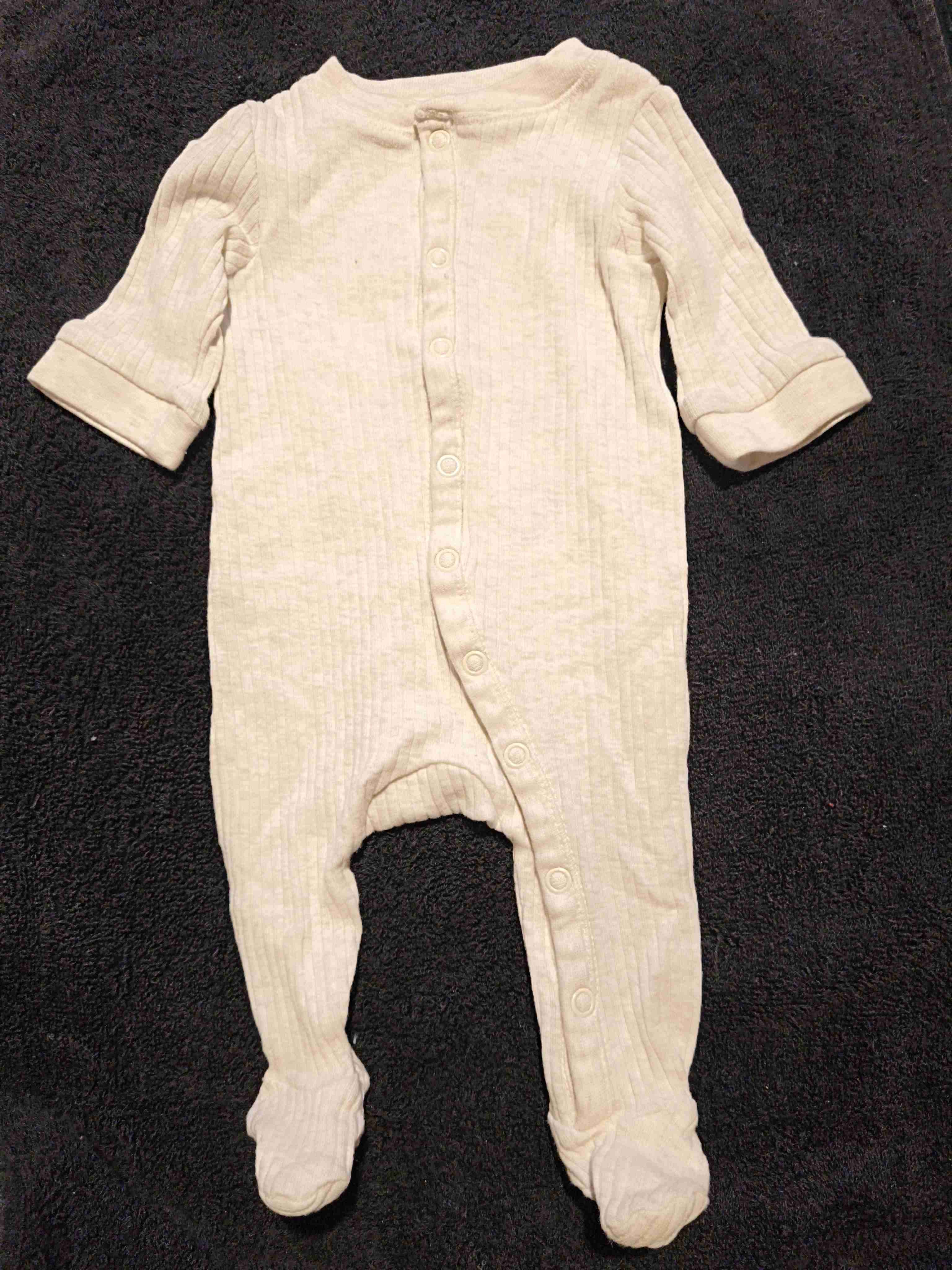 Enterito bebé beige H&M