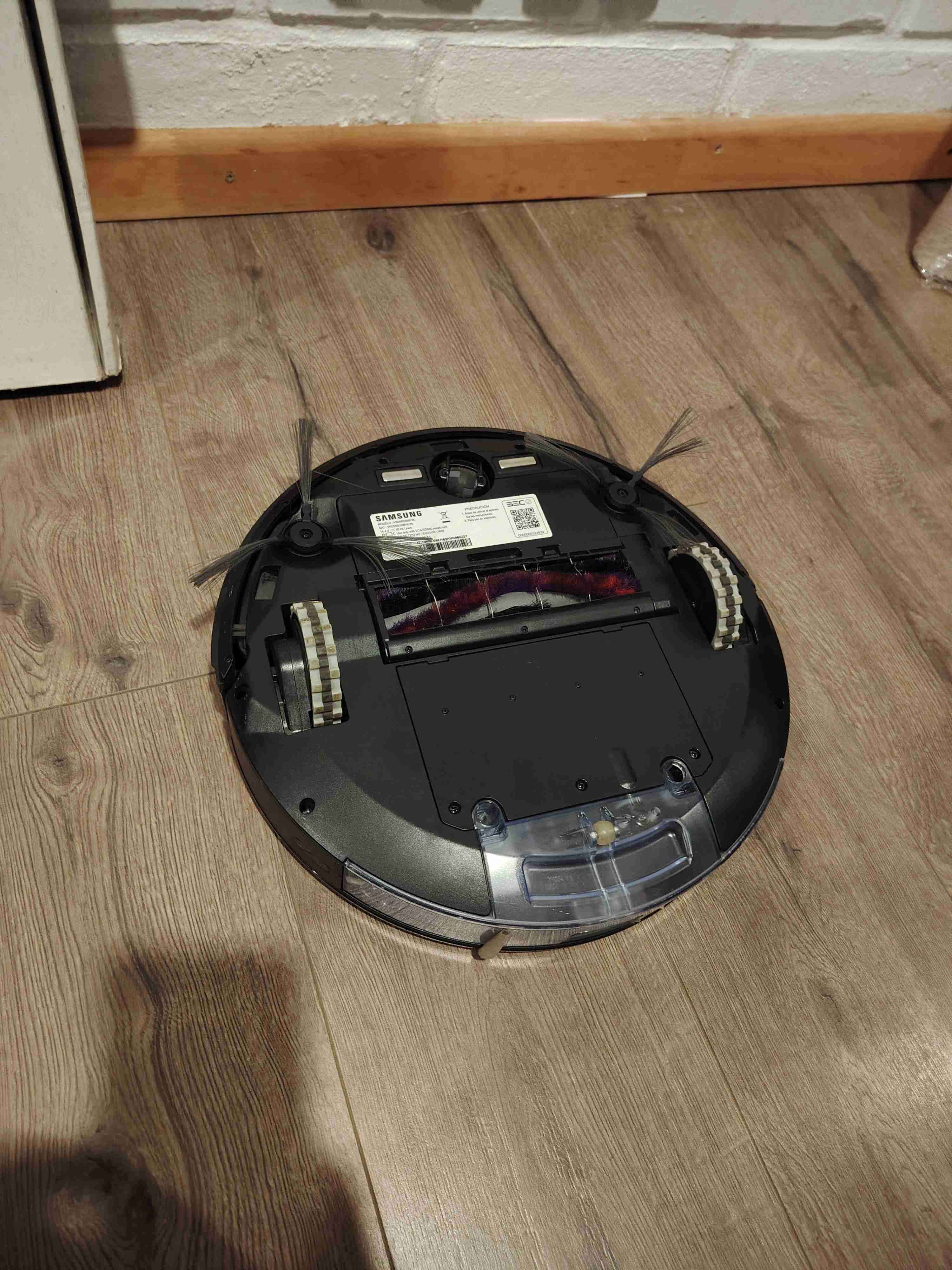 Aspiradora robot Samsung POWERbot-E - miniatura 4