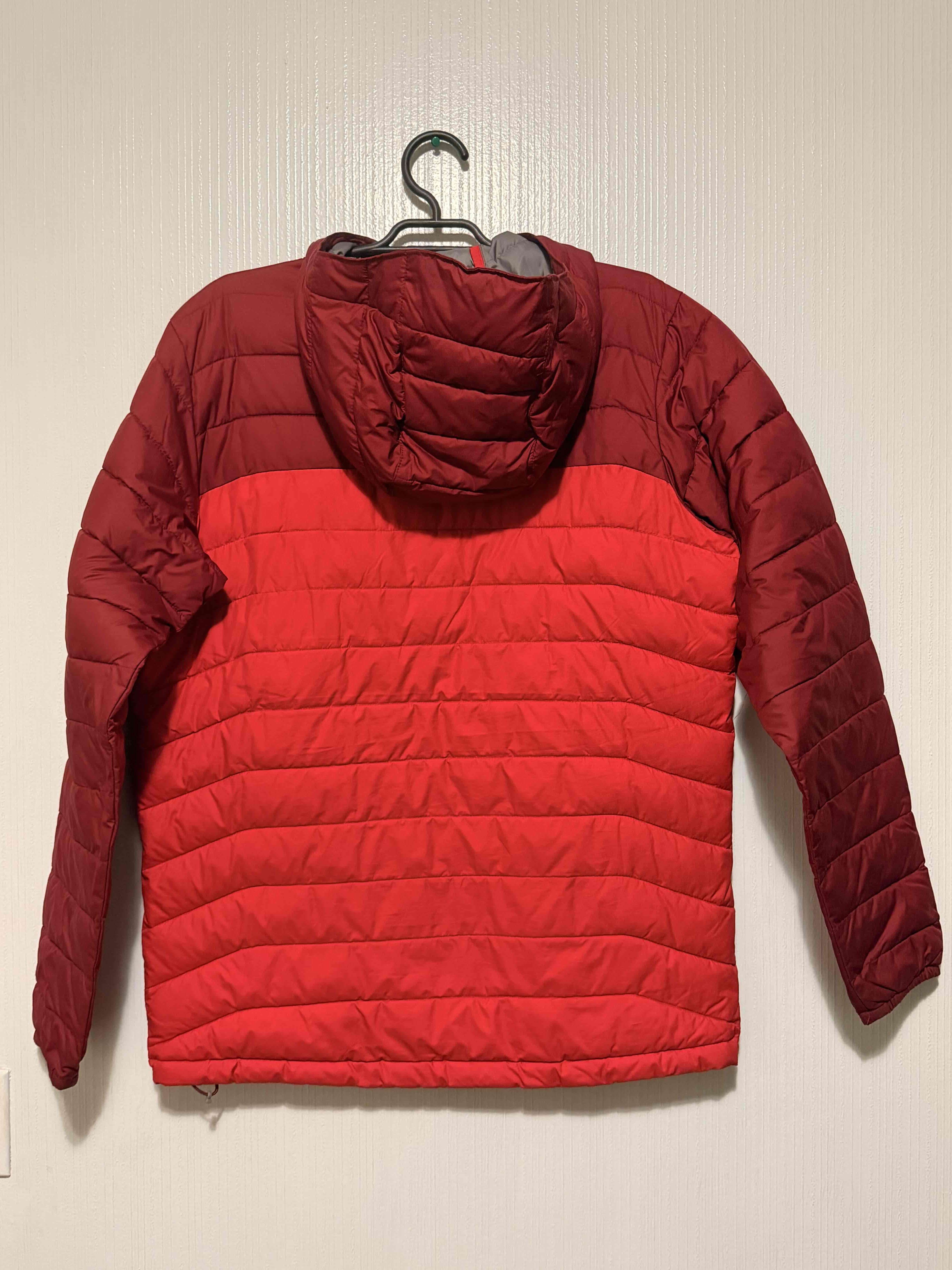 Chaqueta Columbia roja con capucha - miniatura 2