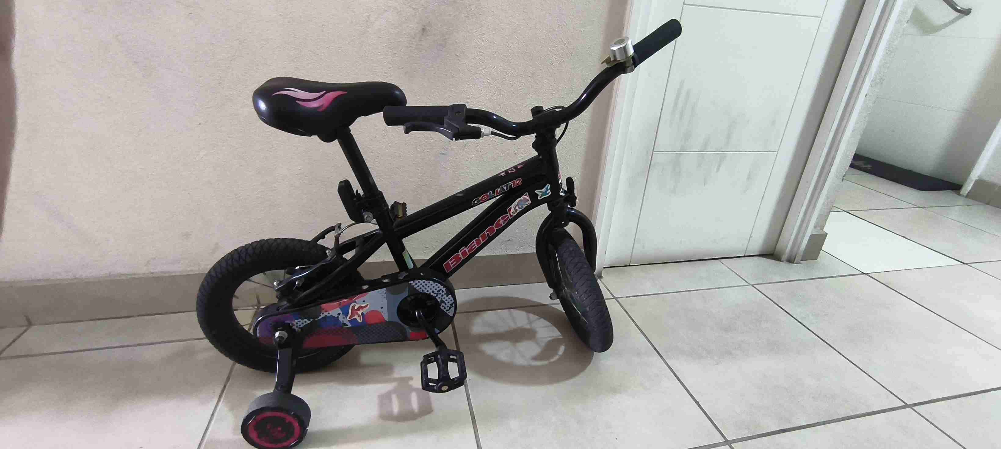 Bicicleta infantil Bianchi negra - miniatura 1