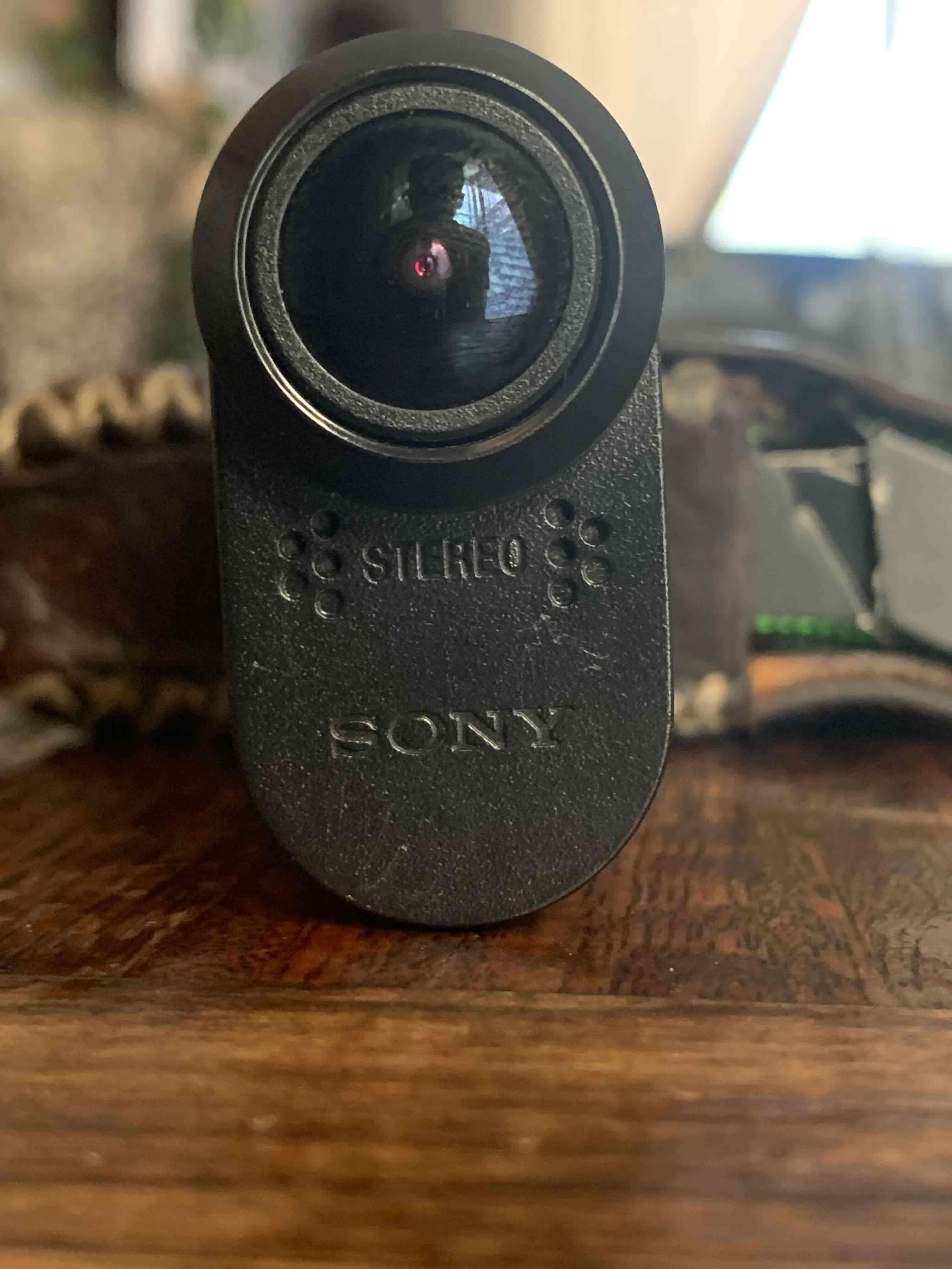 Cámara sony HDR as20 con su cargador - miniatura 1