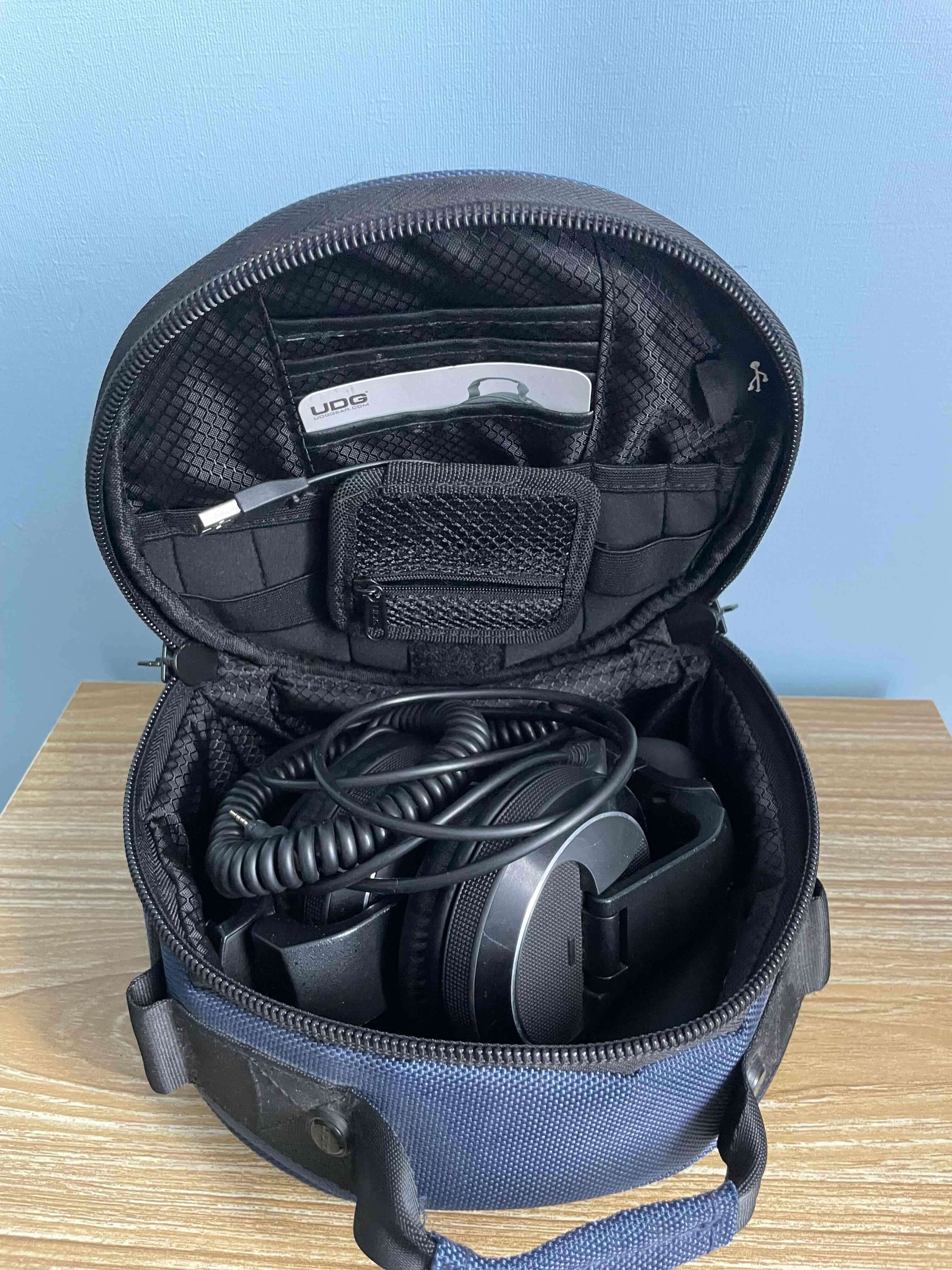 Audífonos pioneer HDJ mas estuche - miniatura 2