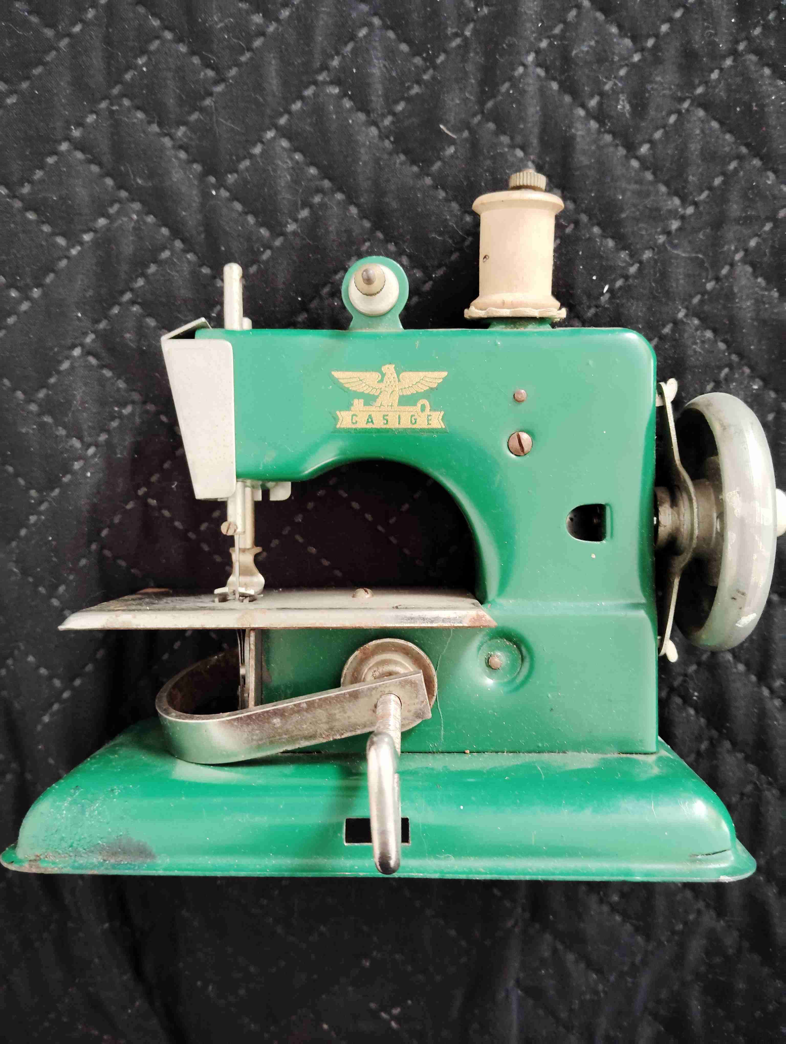Máquina de coser antigua Casige Juguete Alemán - miniatura 1