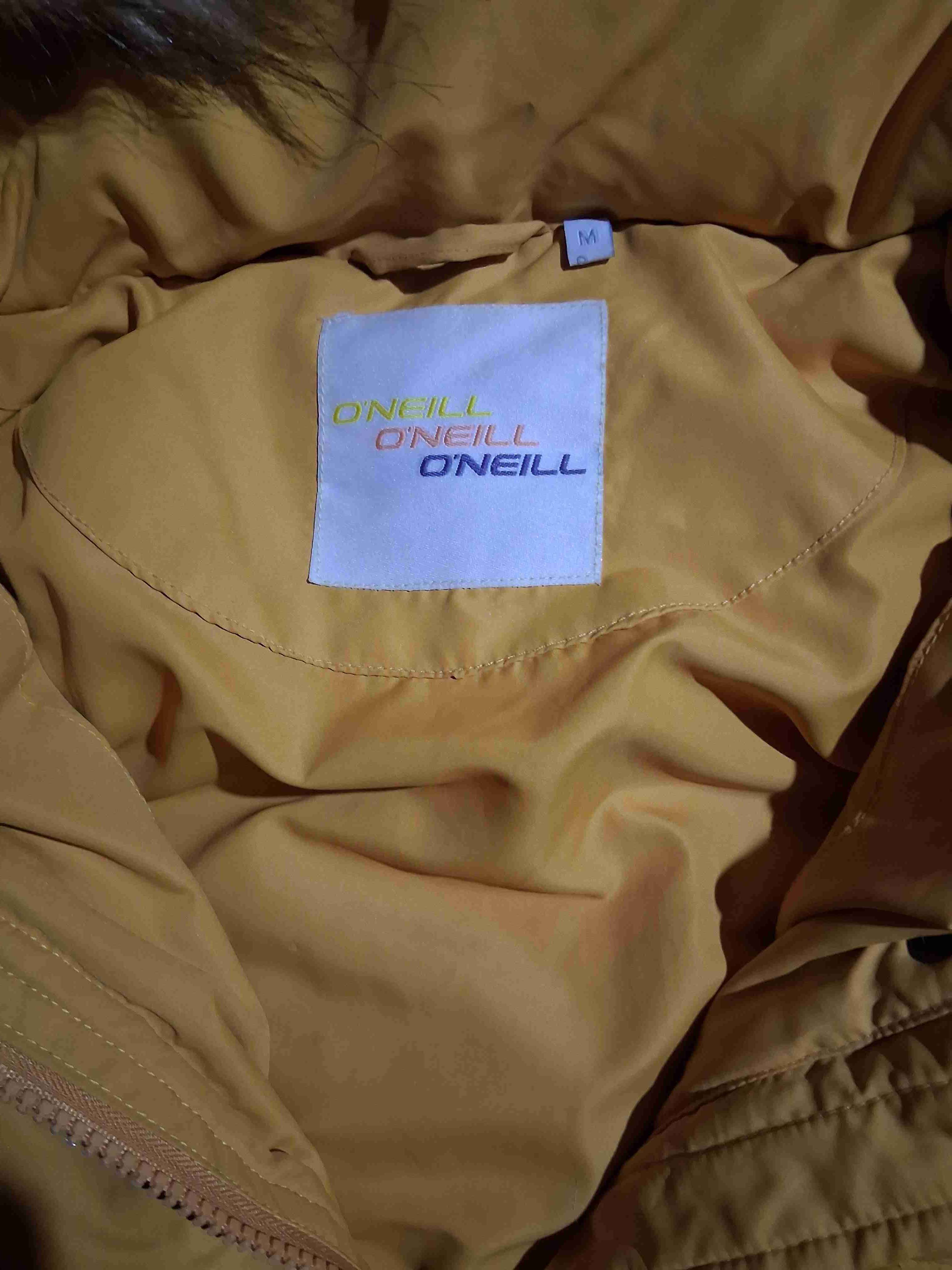 Chaqueta amarilla con capucha marca o'neill - miniatura 2