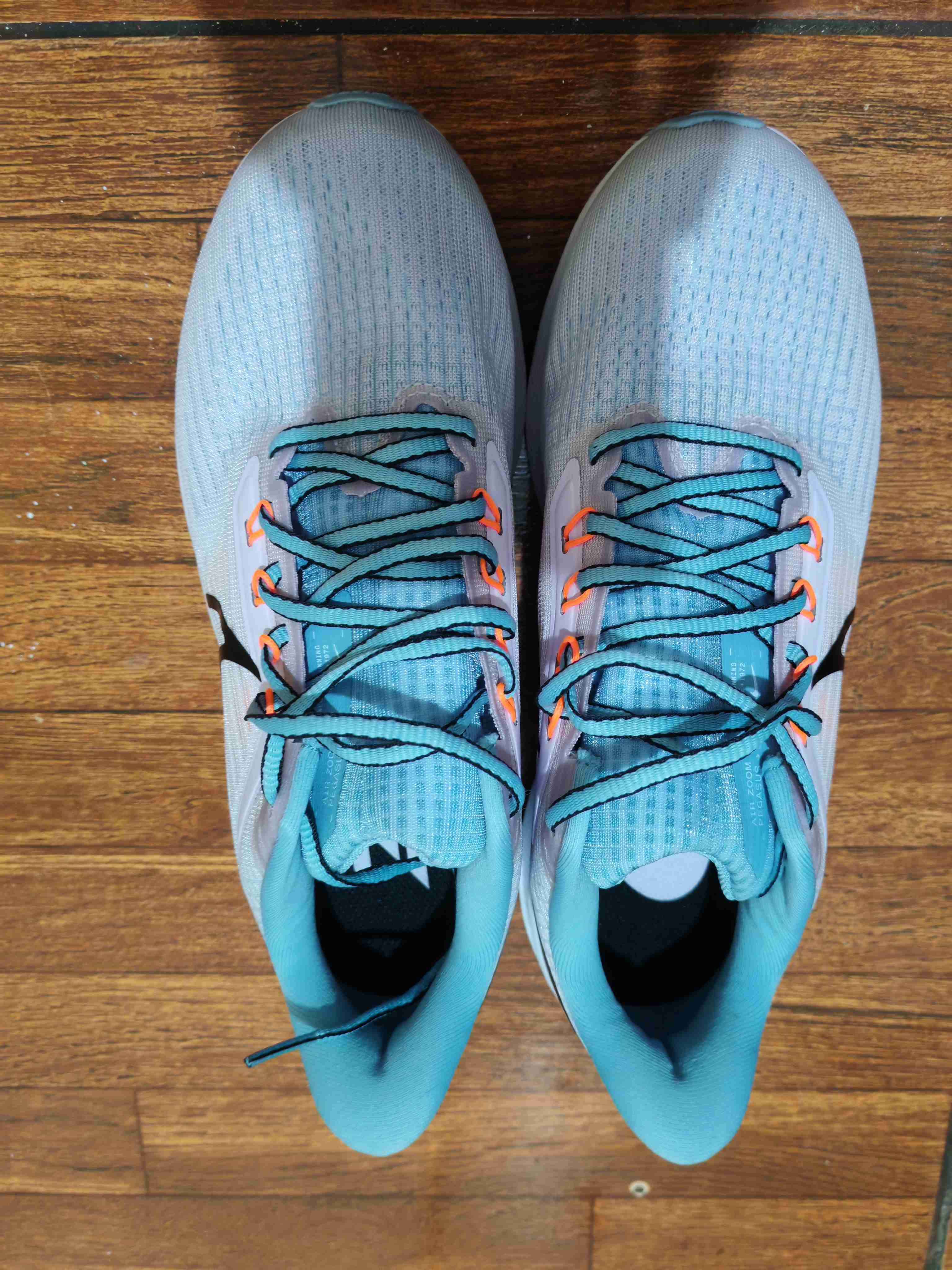 Zapatillas deportivas Nike originales - miniatura 1