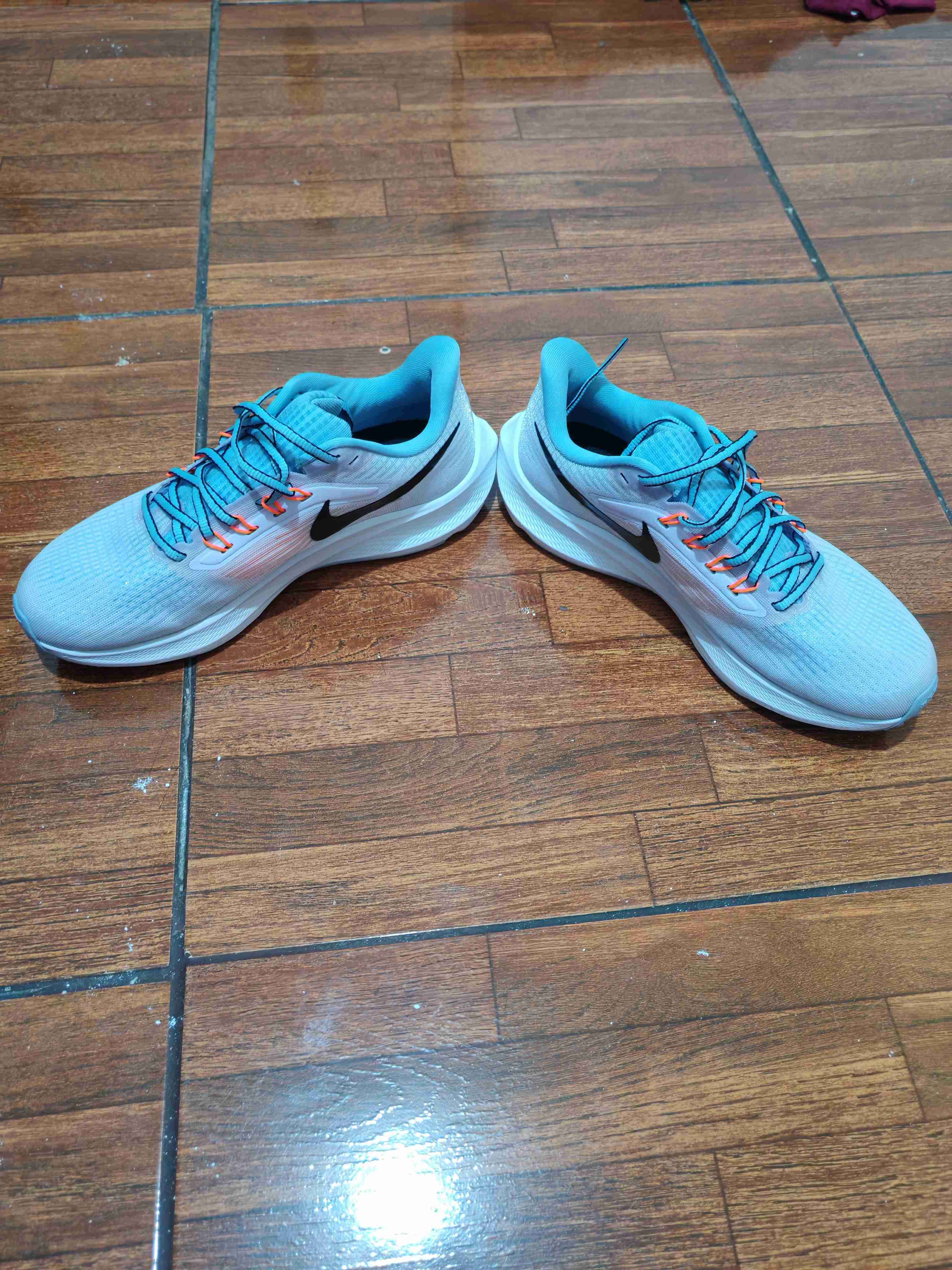 Zapatillas deportivas Nike originales - miniatura 2