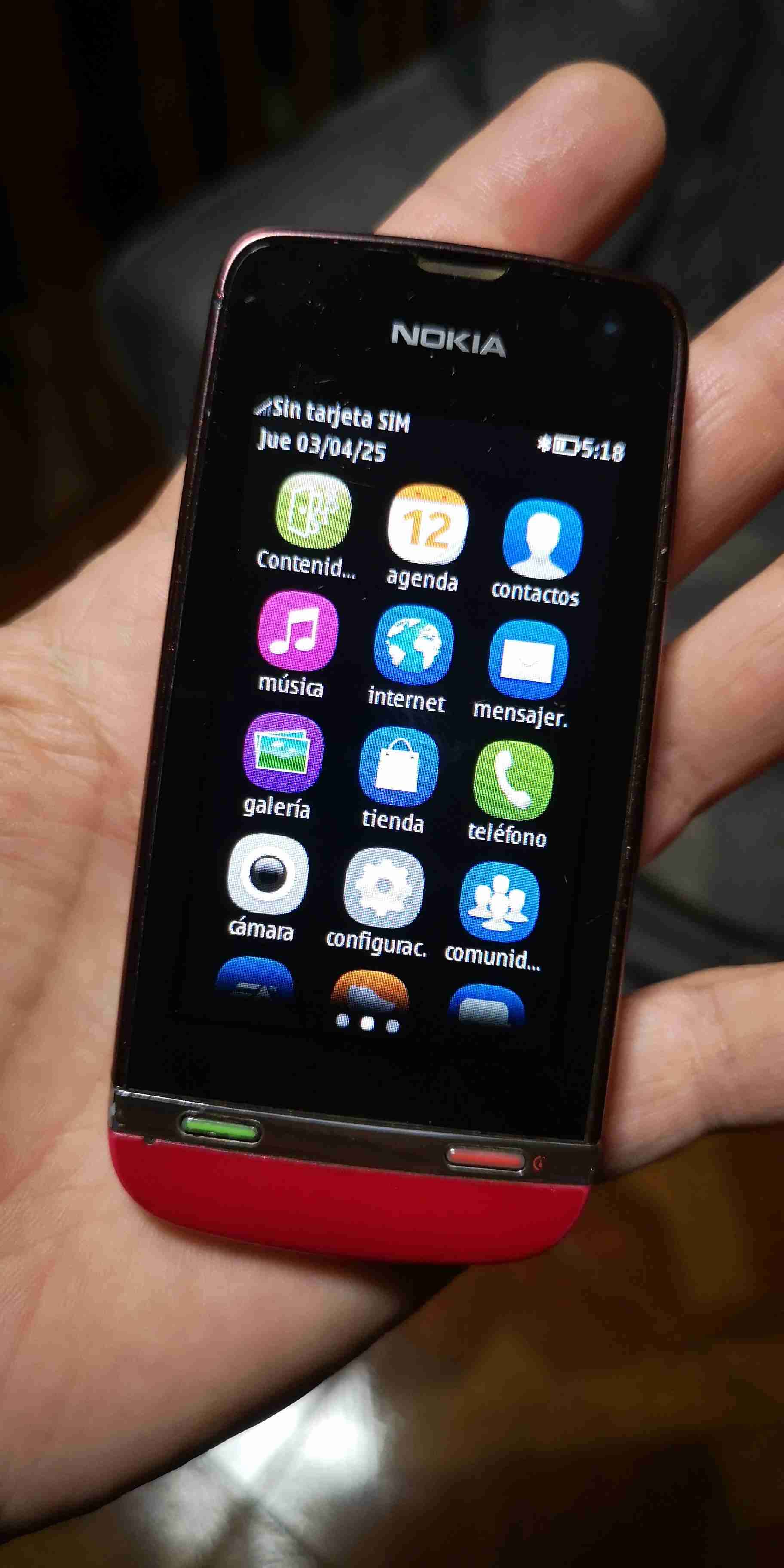 Teléfono Nokia 311 clásico con cargador - miniatura 5