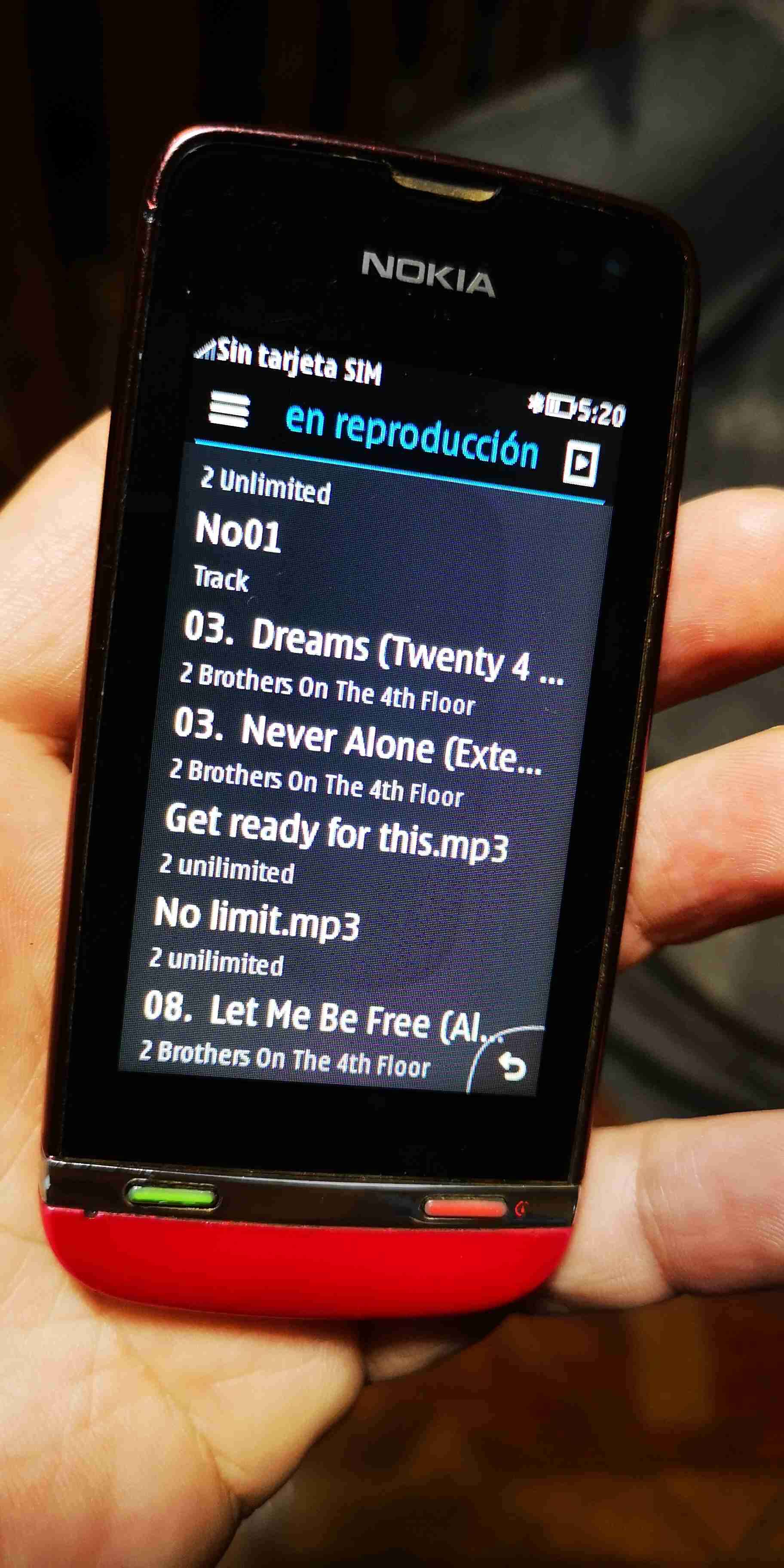 Teléfono Nokia 311 clásico con cargador - miniatura 6