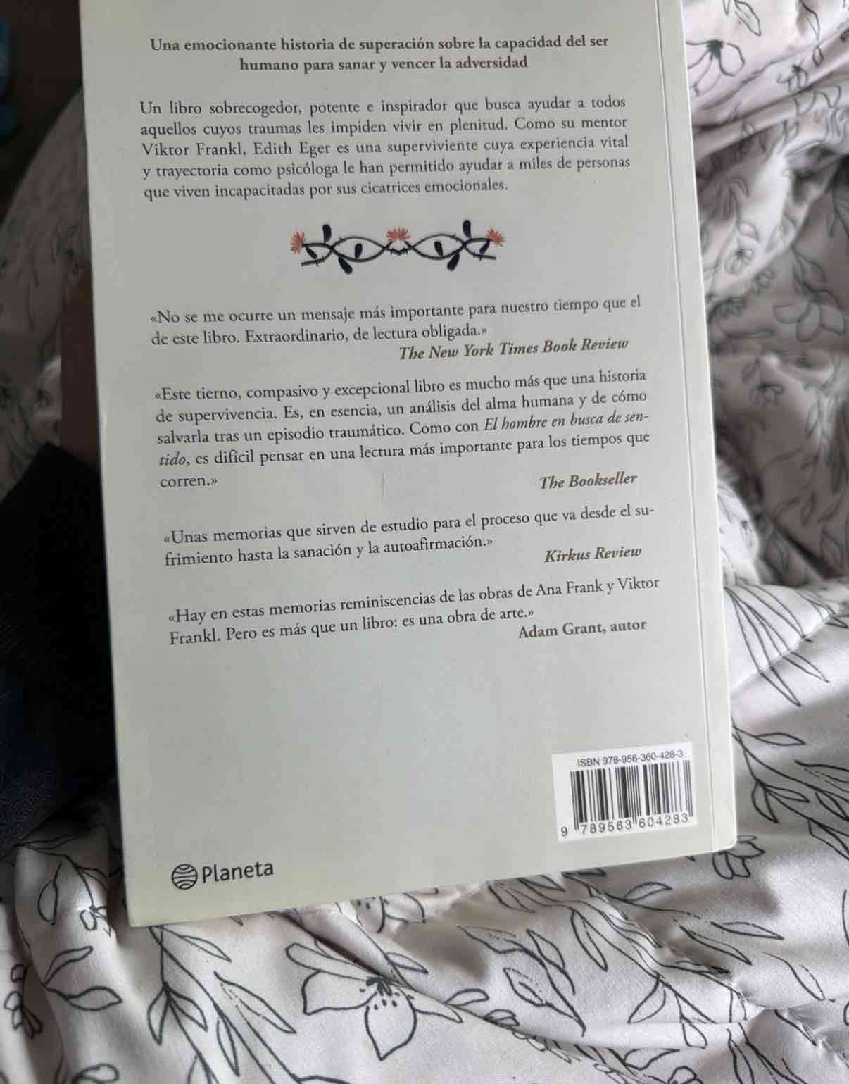 Libro 'La bailarina de Auschwitz' - miniatura 3