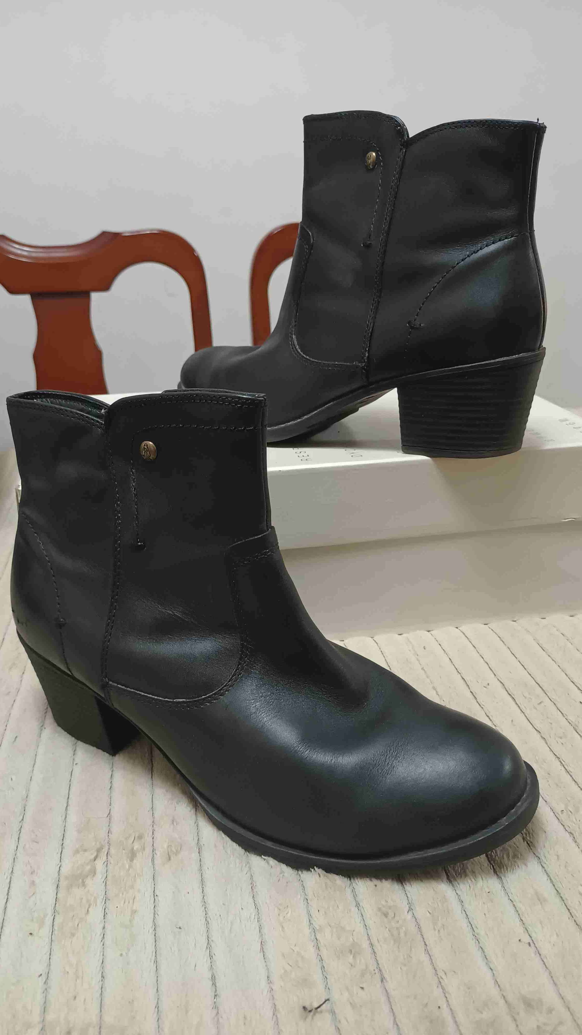 Botines negros de cuero - miniatura 2
