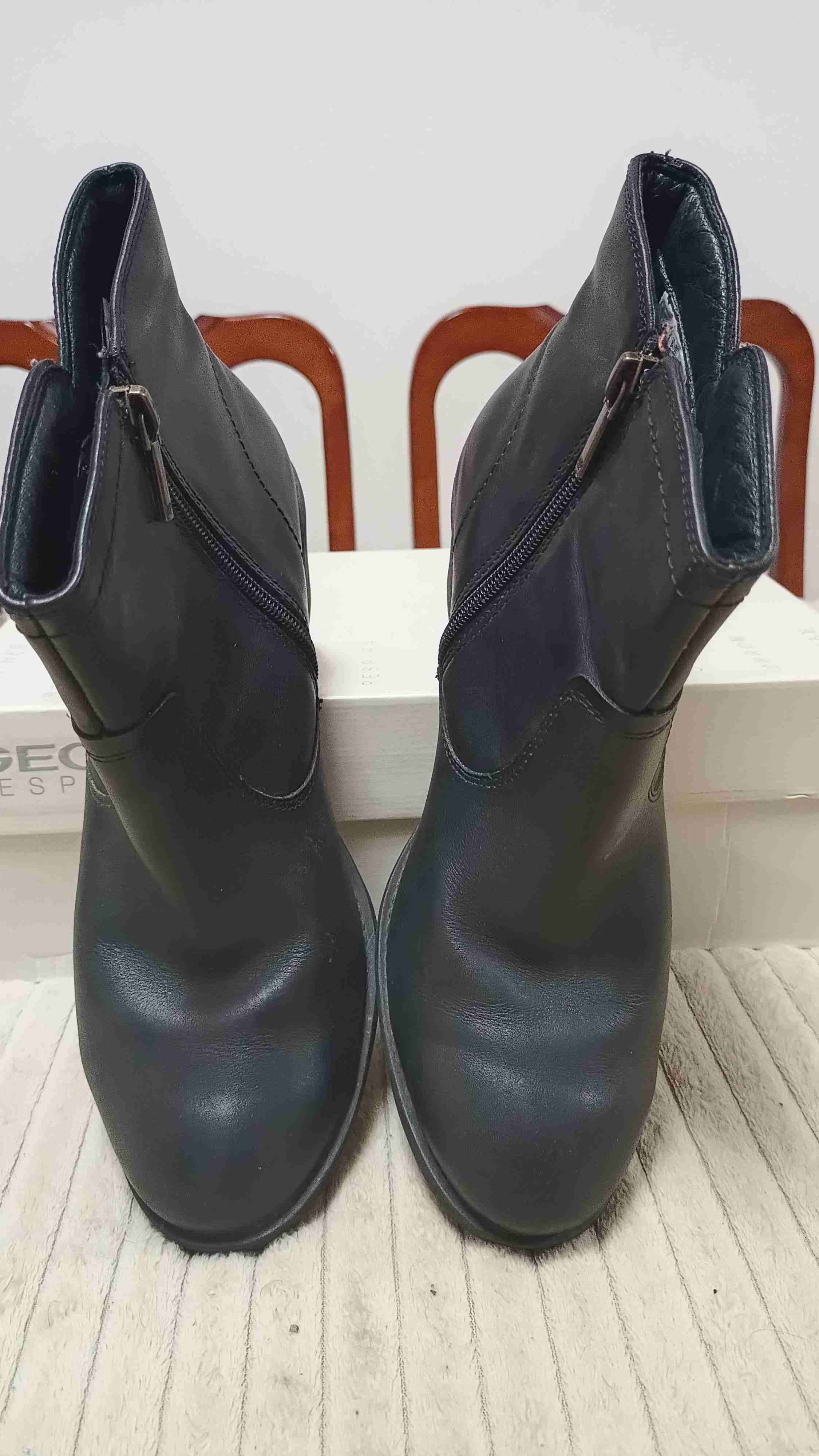 Botines negros de cuero - miniatura 6