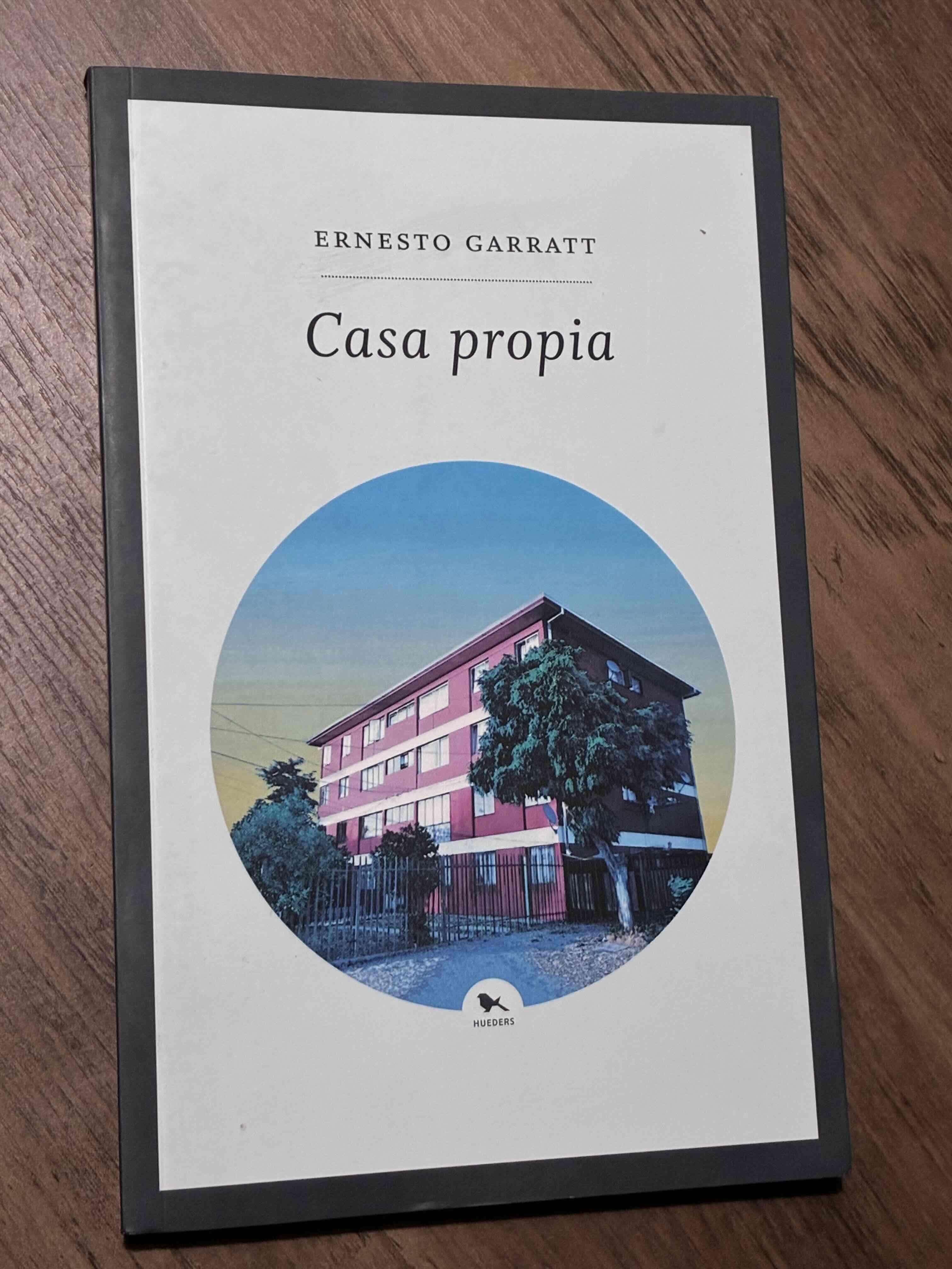 Libro 'Casa propia' por Ernesto Garratt - miniatura 1