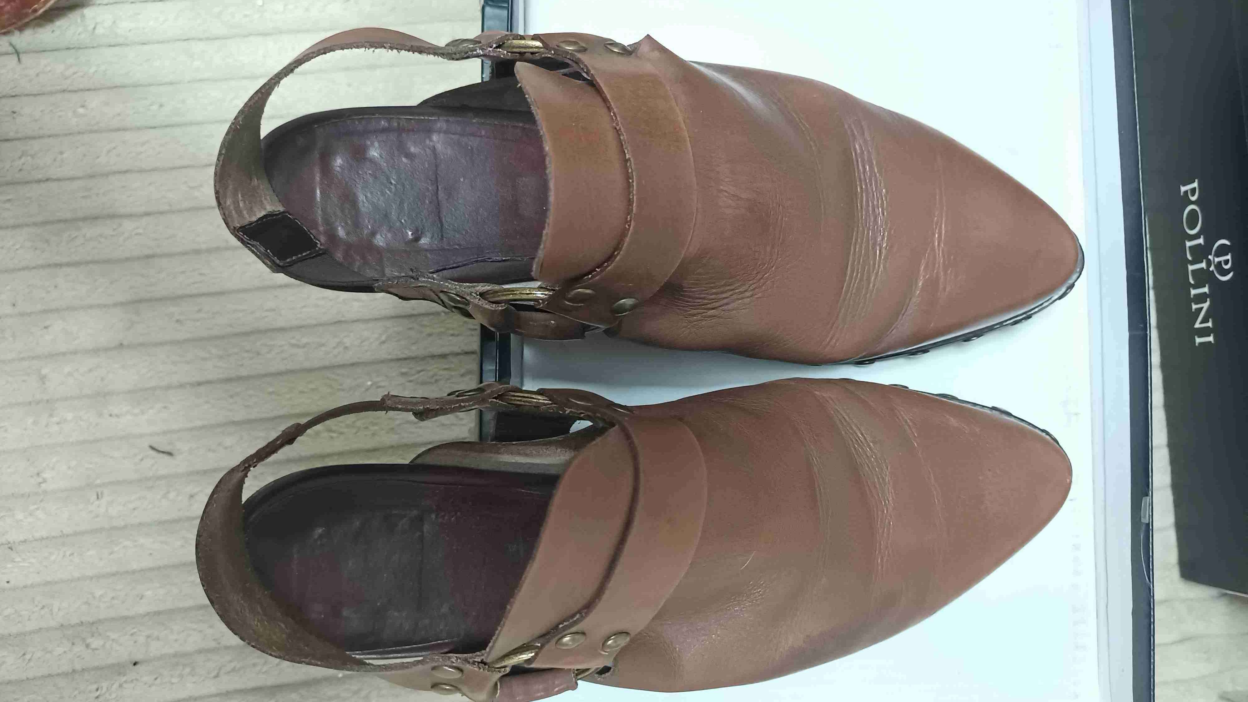 Zapatos de cuero marrón con taco - miniatura 3