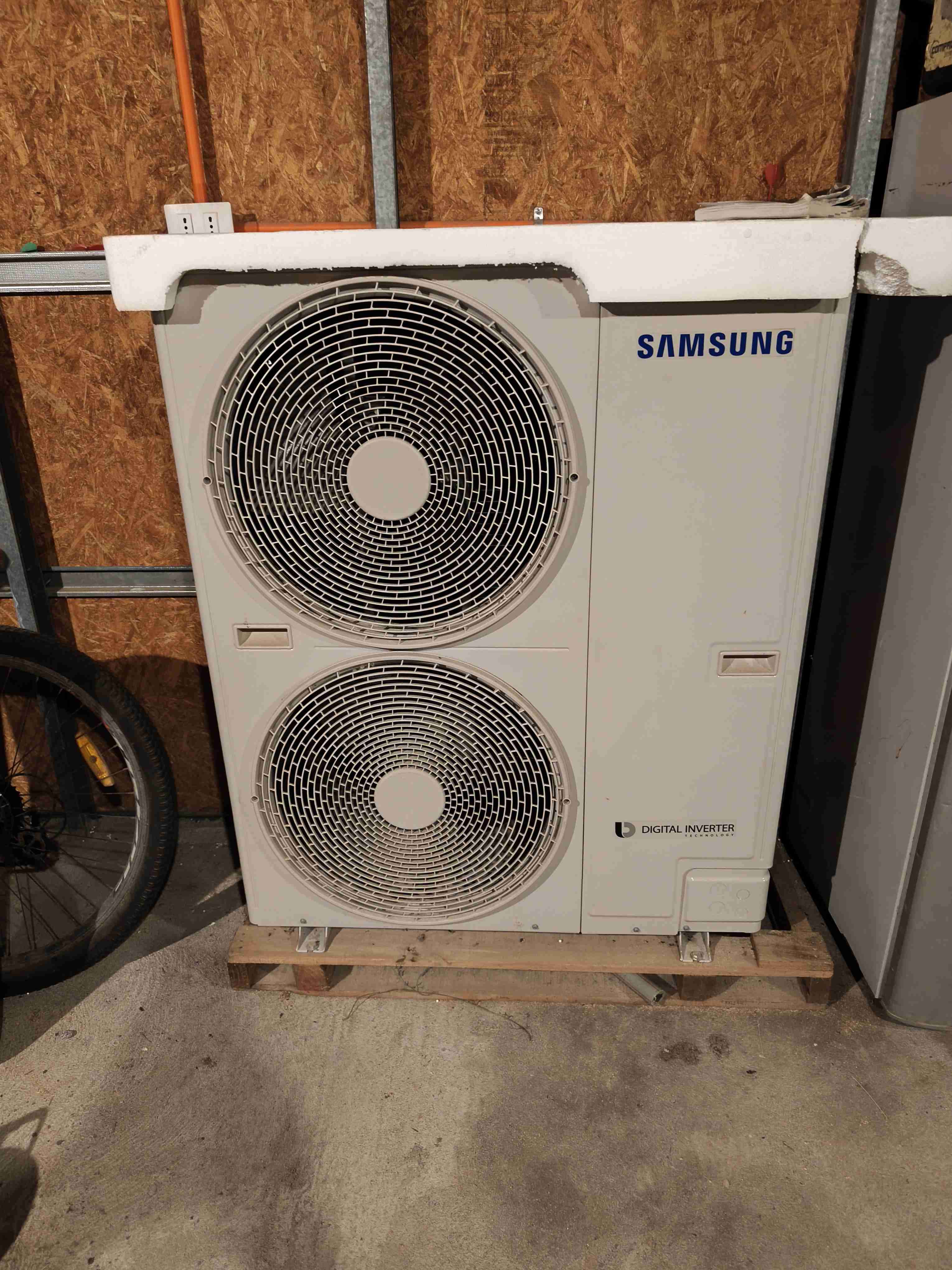 Unidad exterior Samsung Digital Inverter - miniatura 1