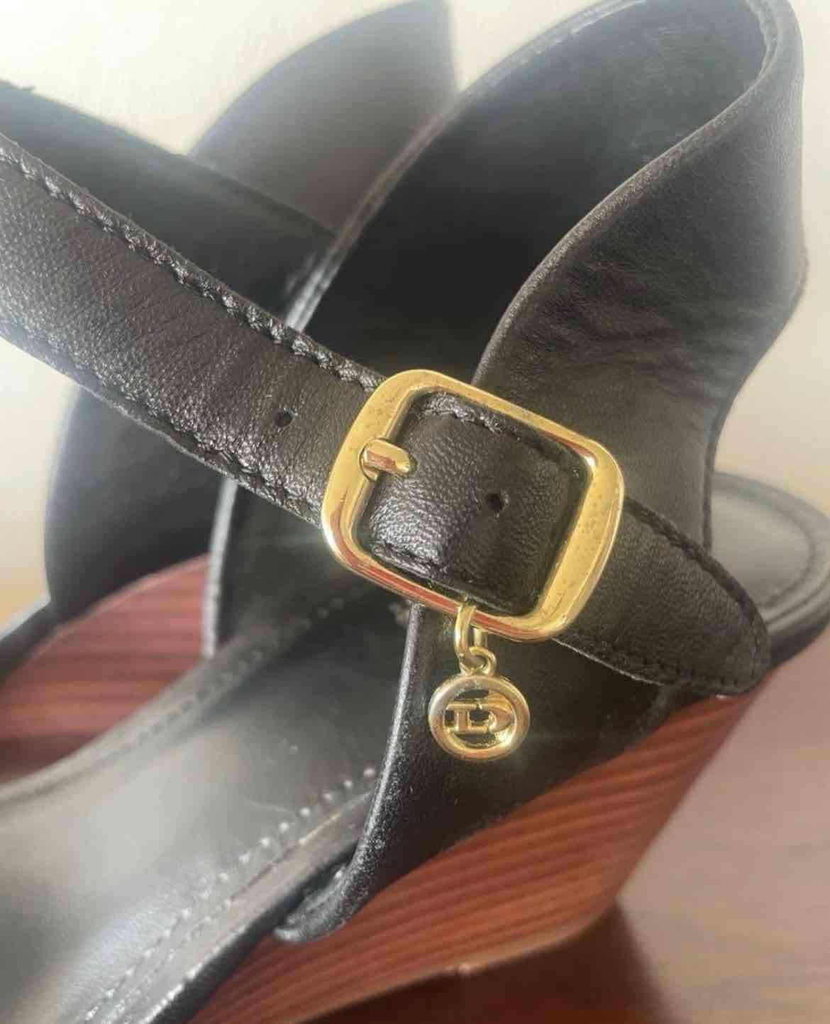 Sandalias de tacón negro - miniatura 5