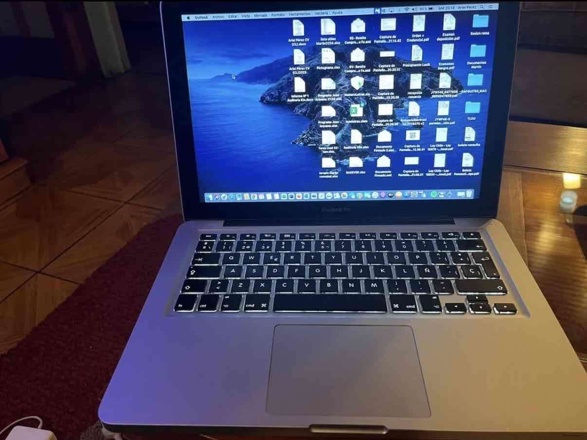 Laptop MacBook Pro usada 2012 - miniatura 1
