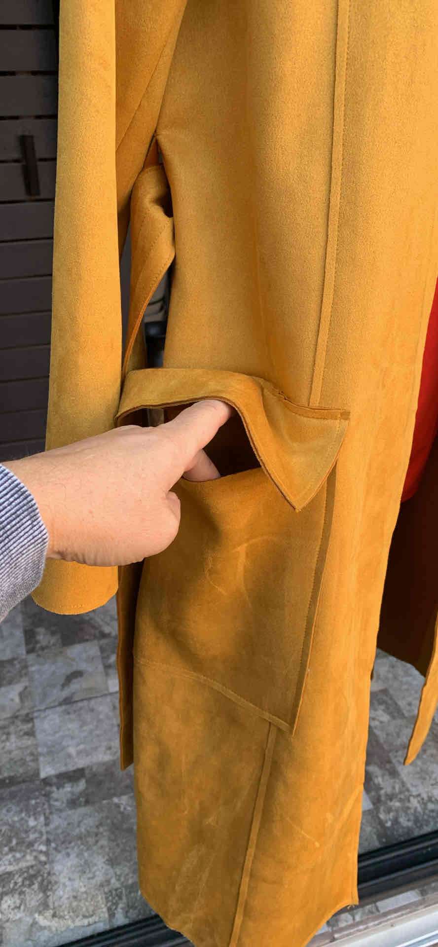 Abrigo Gamuza mostaza elegante  Nuevo Alaniz - miniatura 2