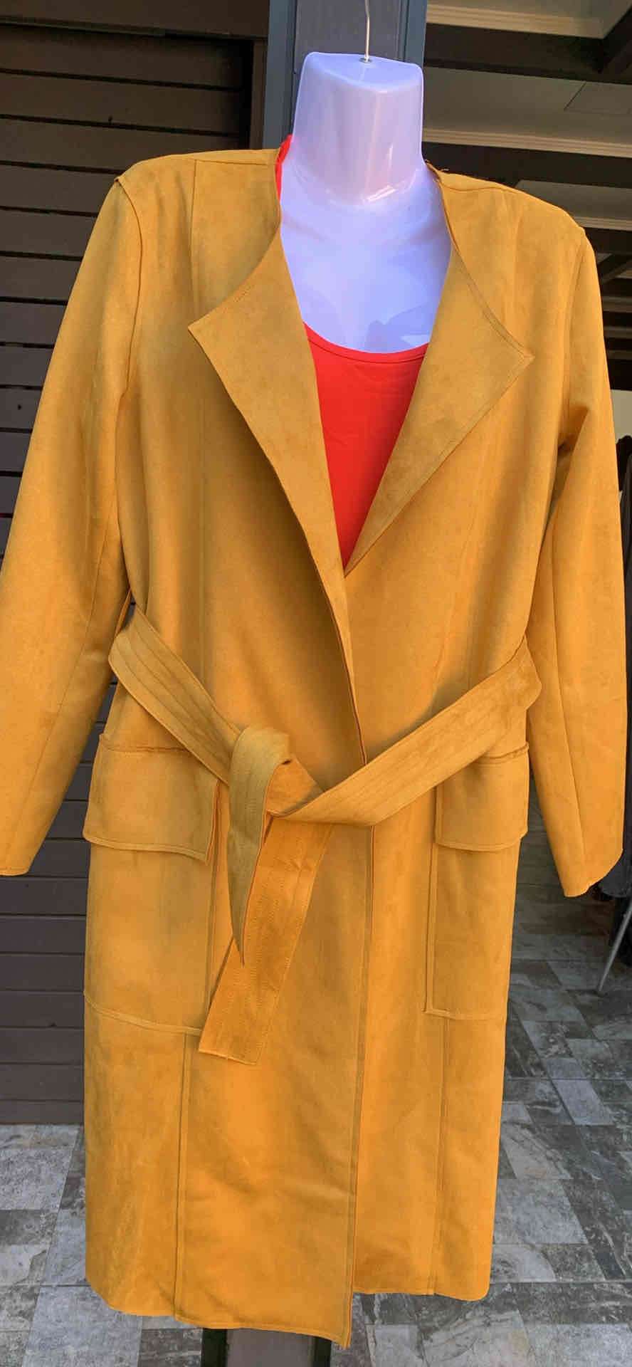Abrigo Gamuza mostaza elegante  Nuevo Alaniz - miniatura 5