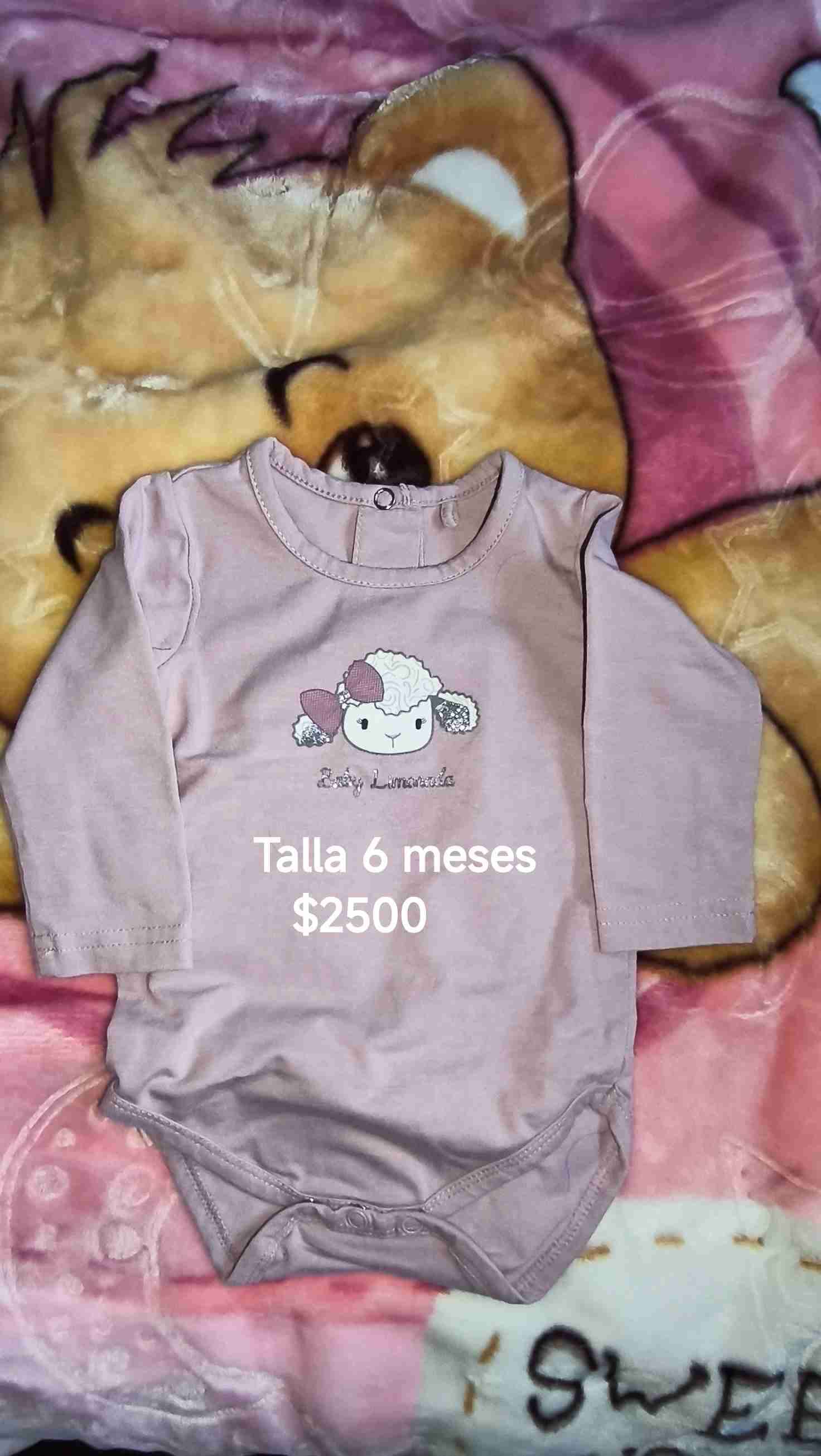 Body rosado con diseño de corderito - miniatura 1