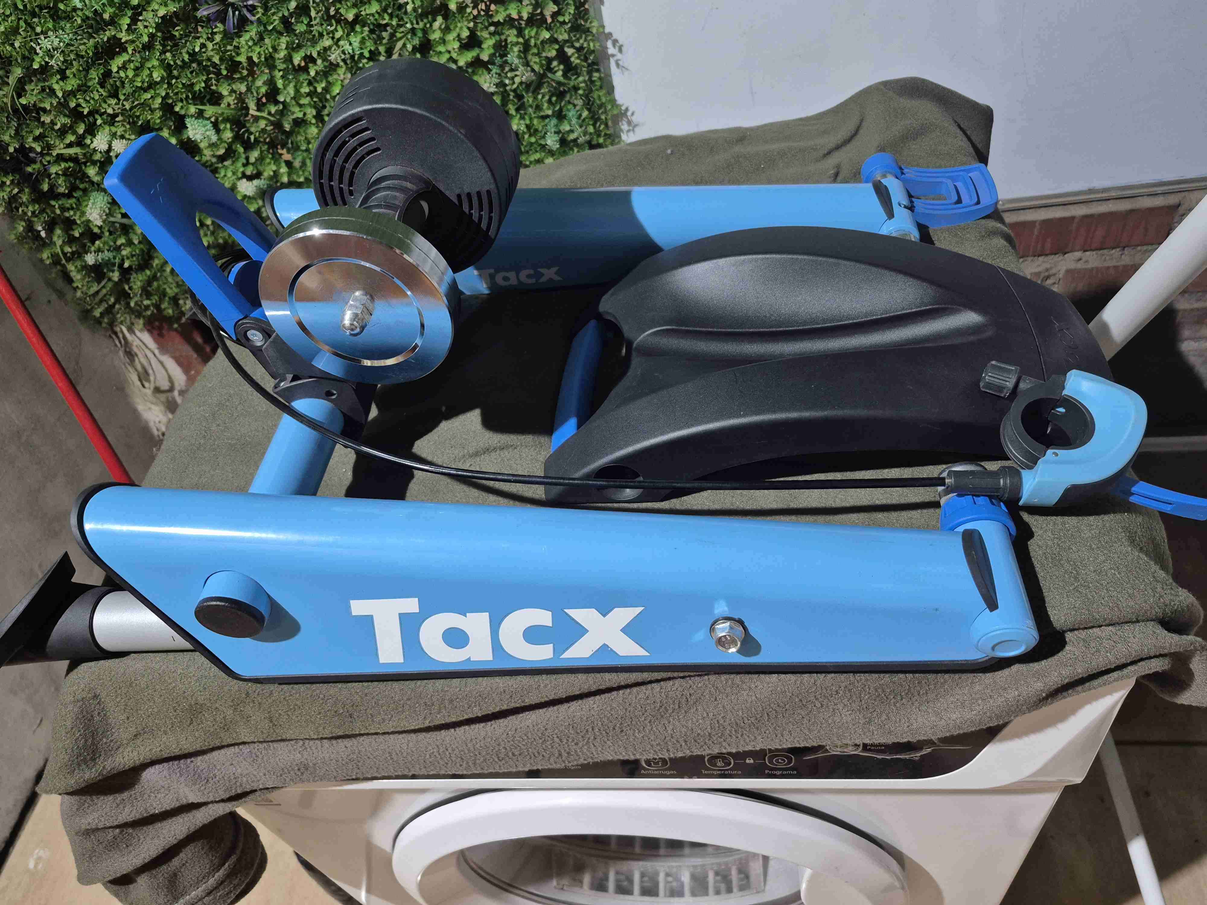 Rodillo azul para bicicleta Marca: Tacx - miniatura 2