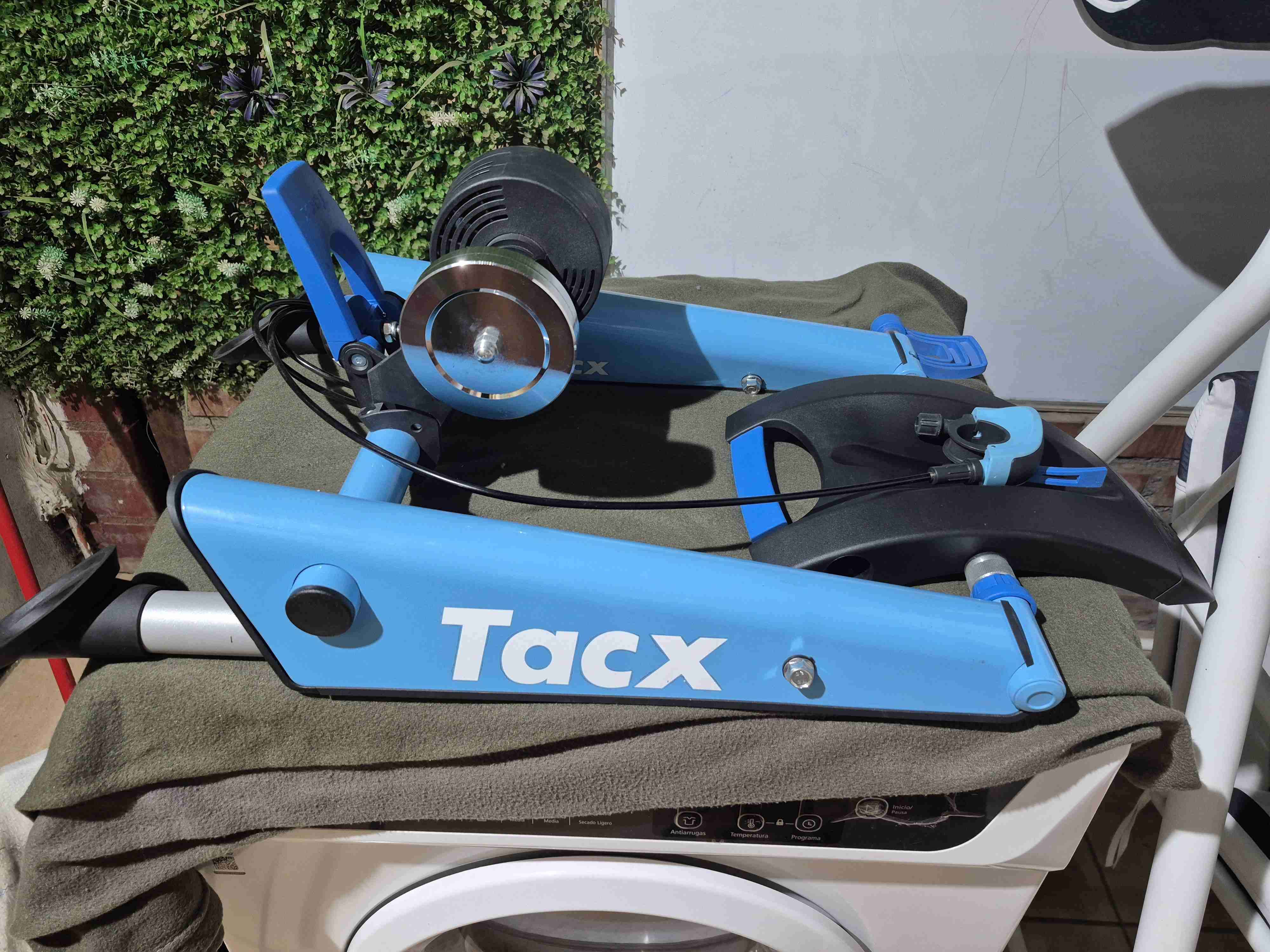 Rodillo azul para bicicleta Marca: Tacx - miniatura 4