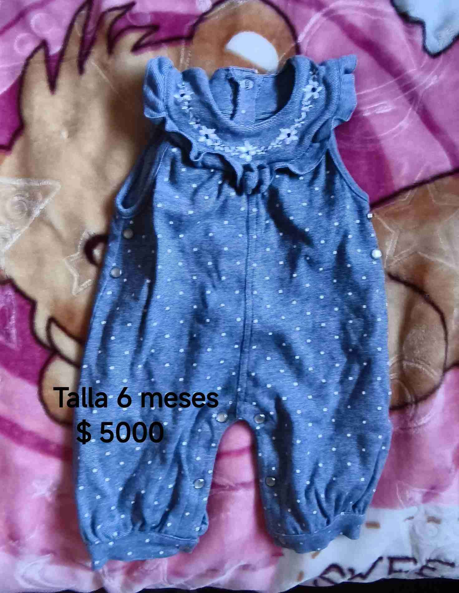 Conjunto de bebé rosa con diseño - miniatura 4