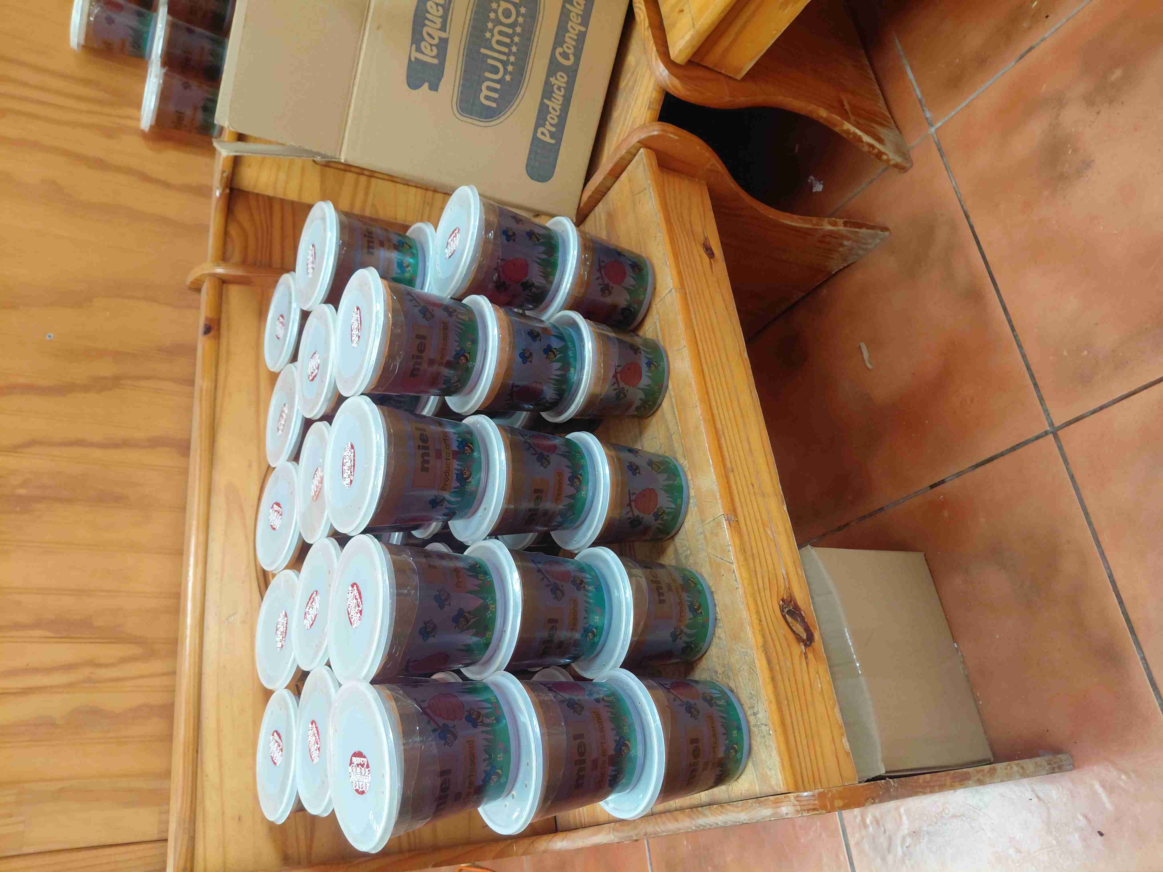 Miel de abeja pura 100% Natural - miniatura 3