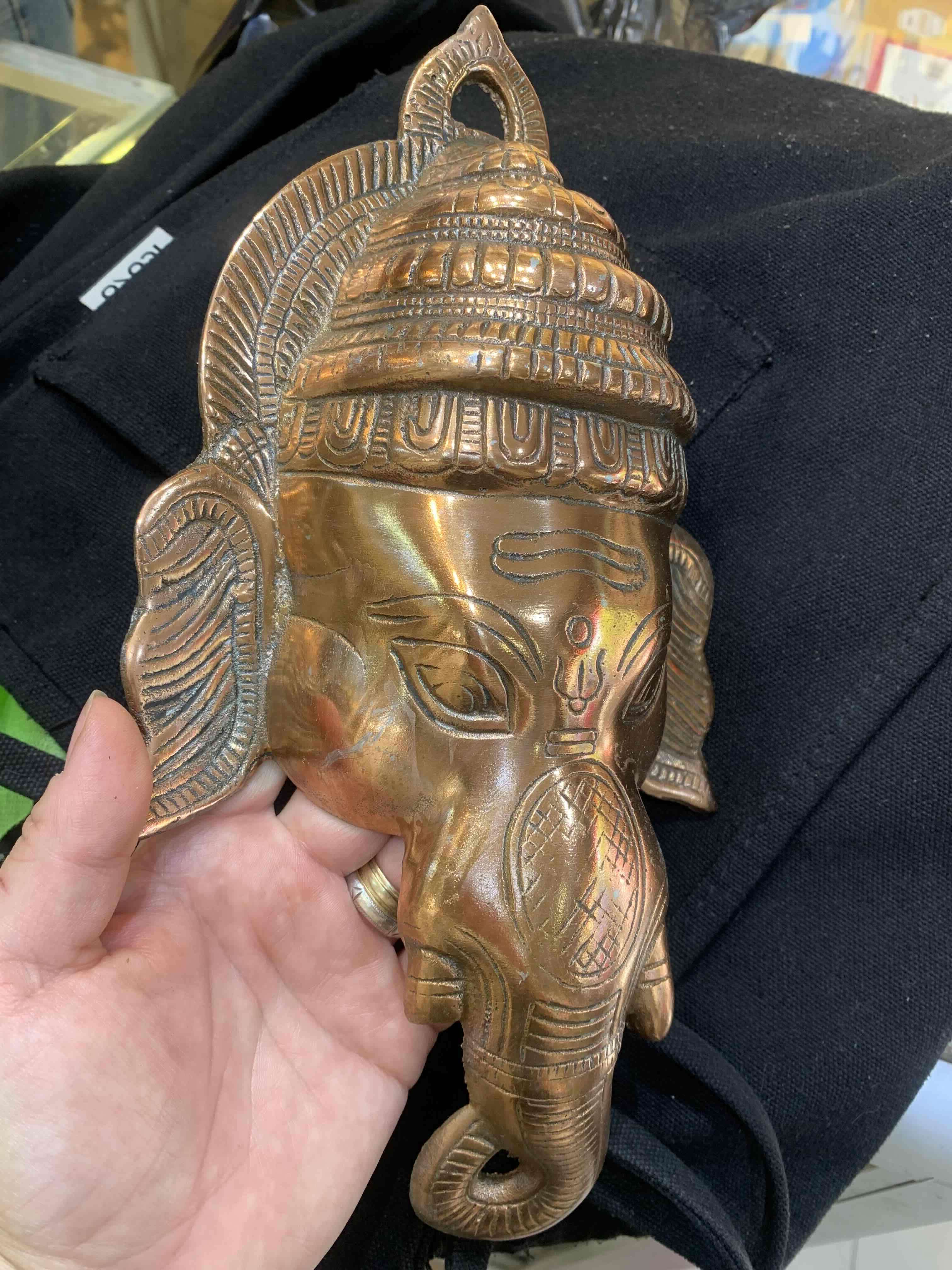 GANESHA de pared Hierro bañado de cobre 31 de alto - miniatura 1