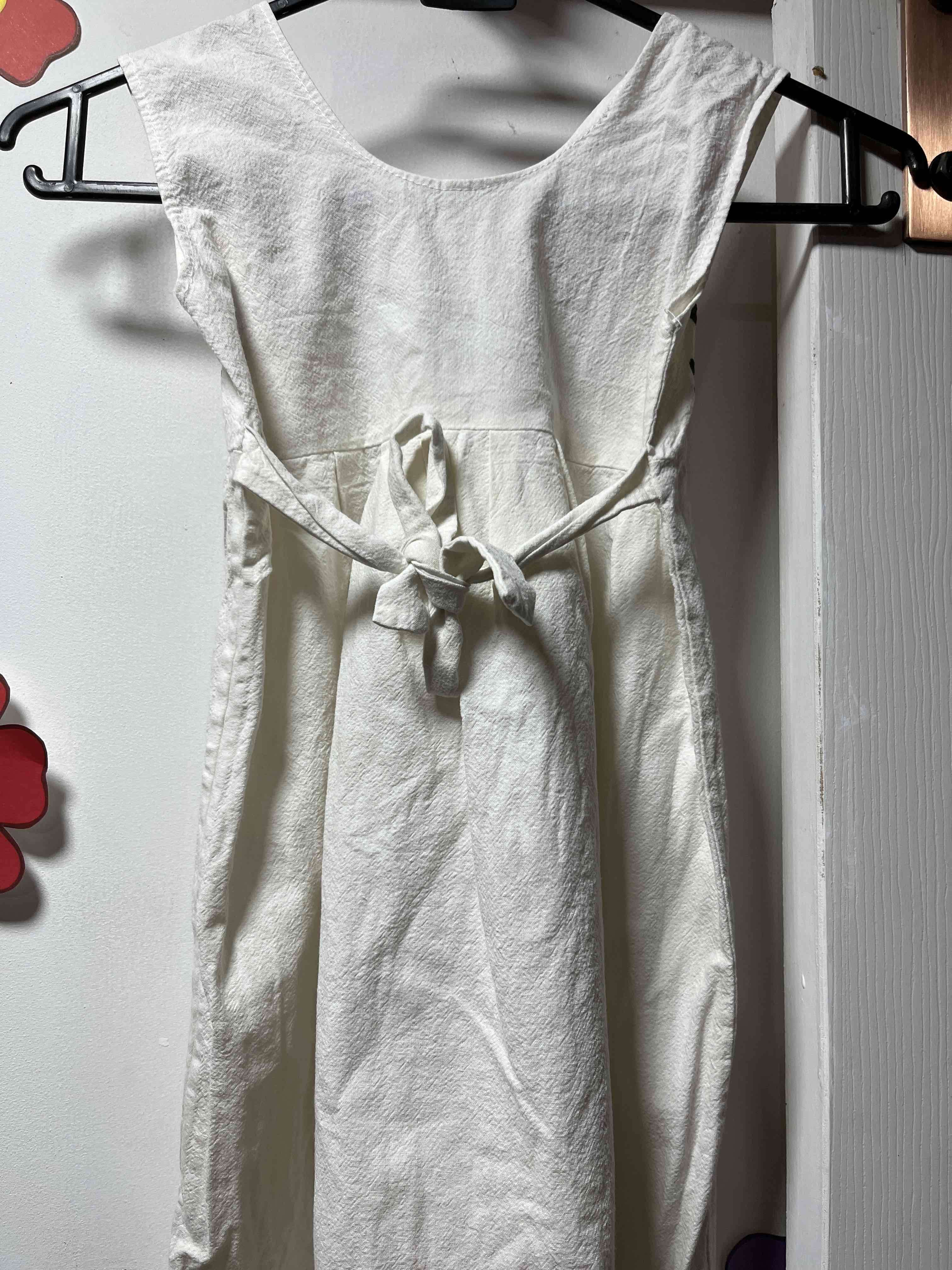 Vestido bordado floral blanco - miniatura 5