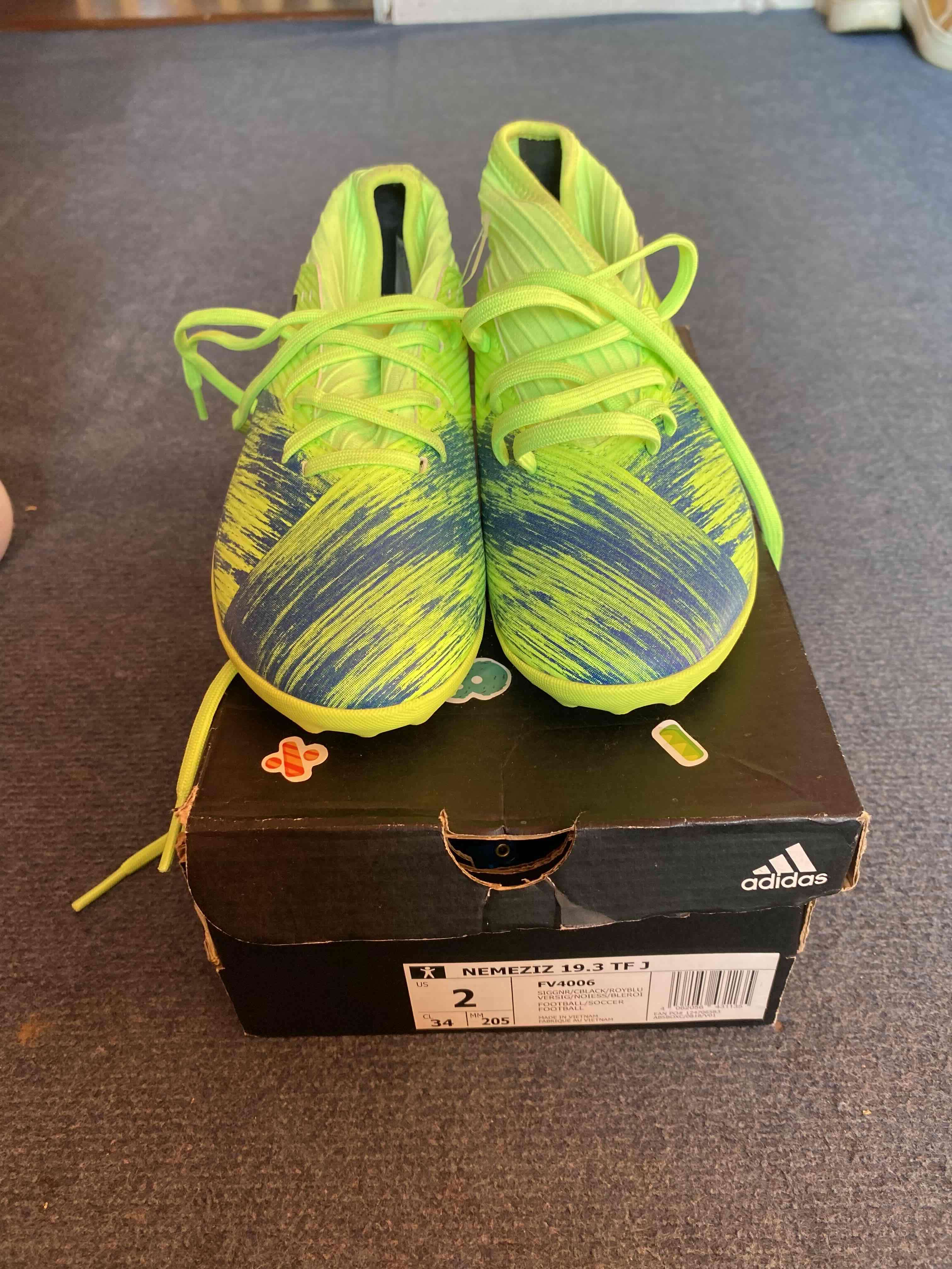 Zapatillas de futbolito niño nemeziz - miniatura 1