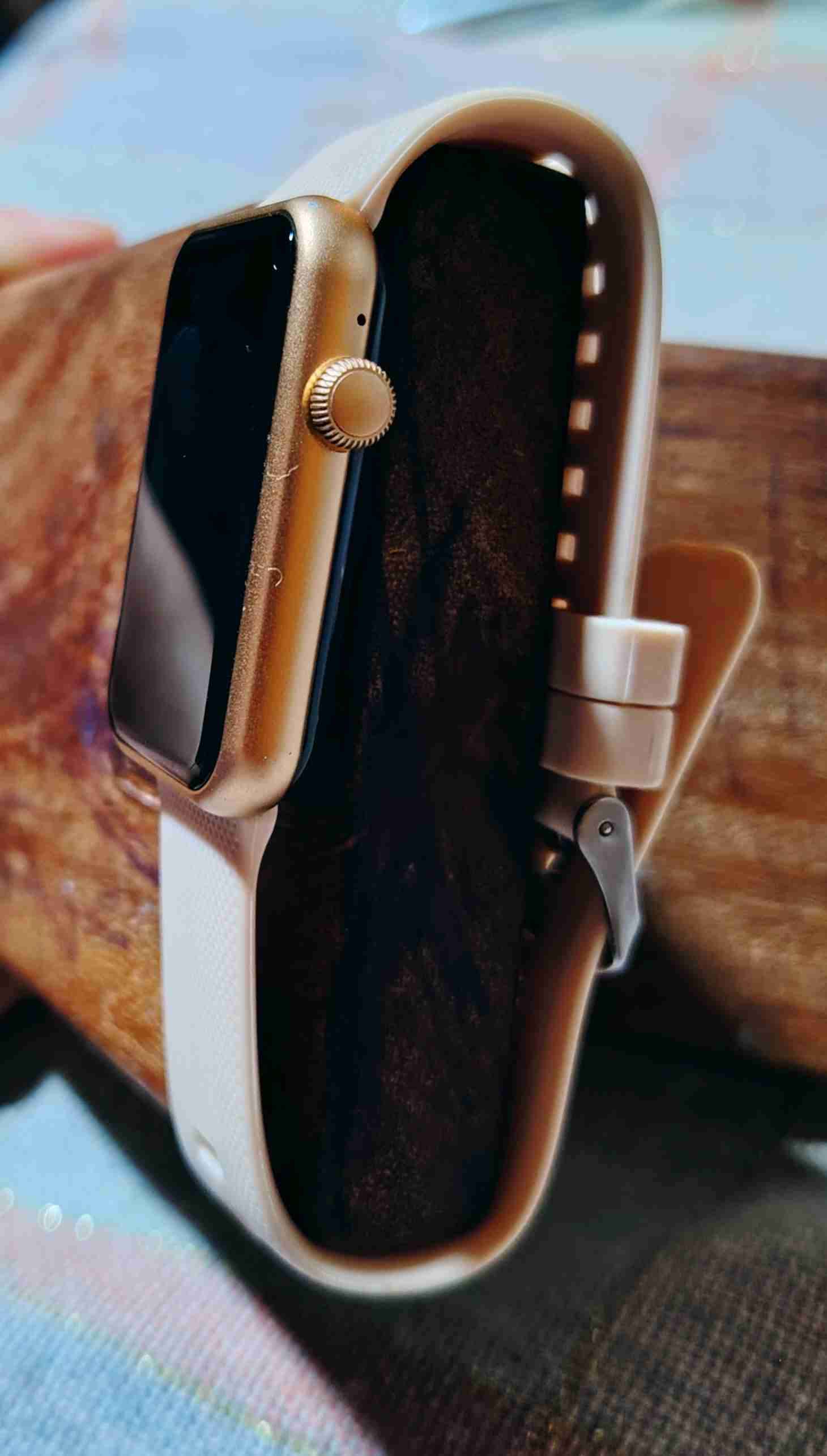 Smartwatch con pulsera rosada - miniatura 5