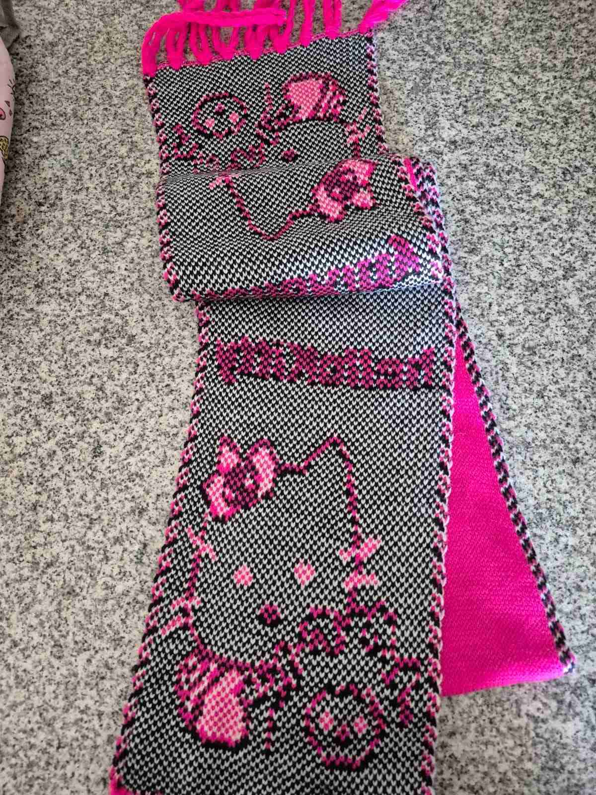 Bufanda Hello Kitty rosada - miniatura 2