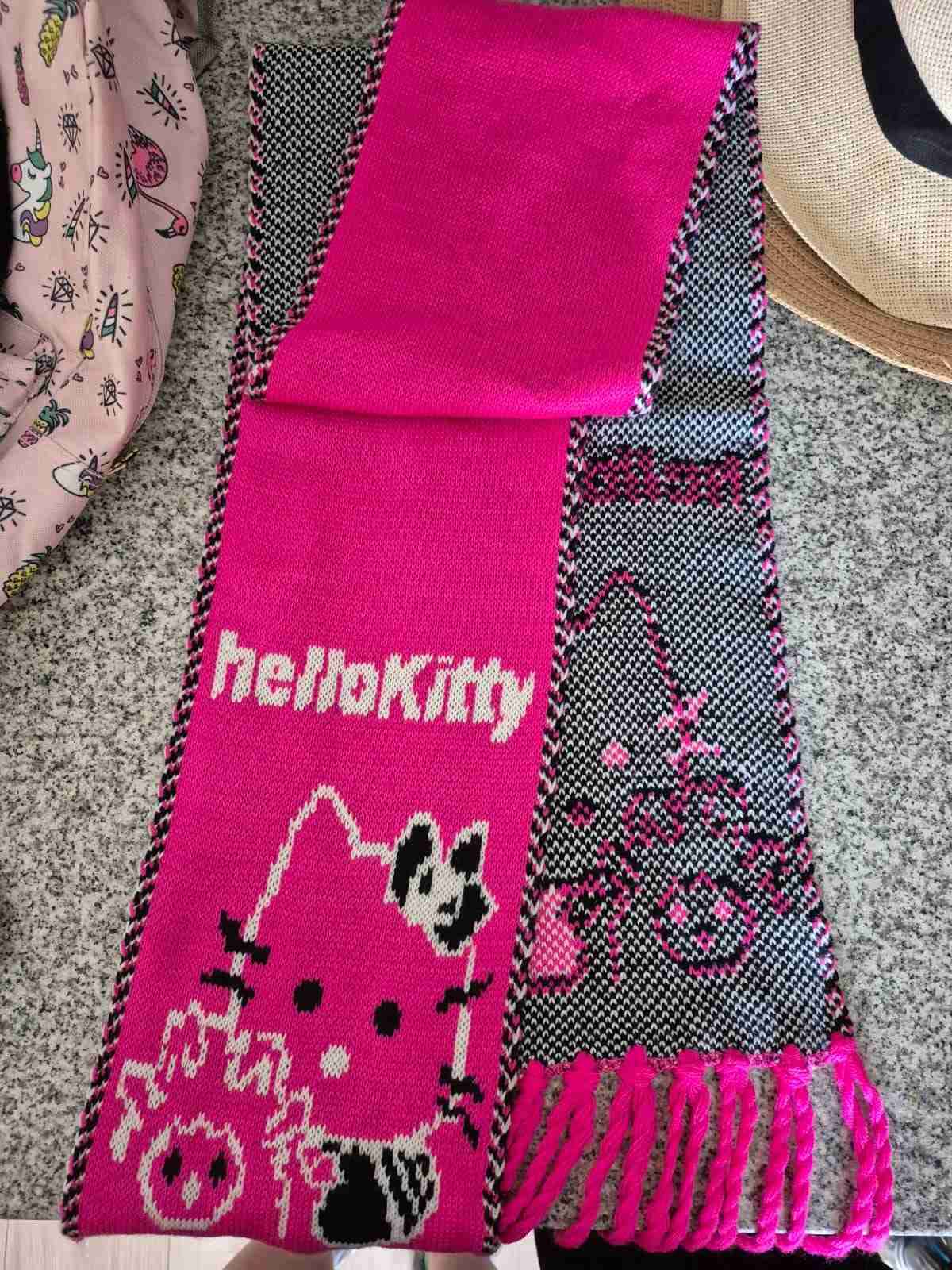 Bufanda Hello Kitty rosada - miniatura 3