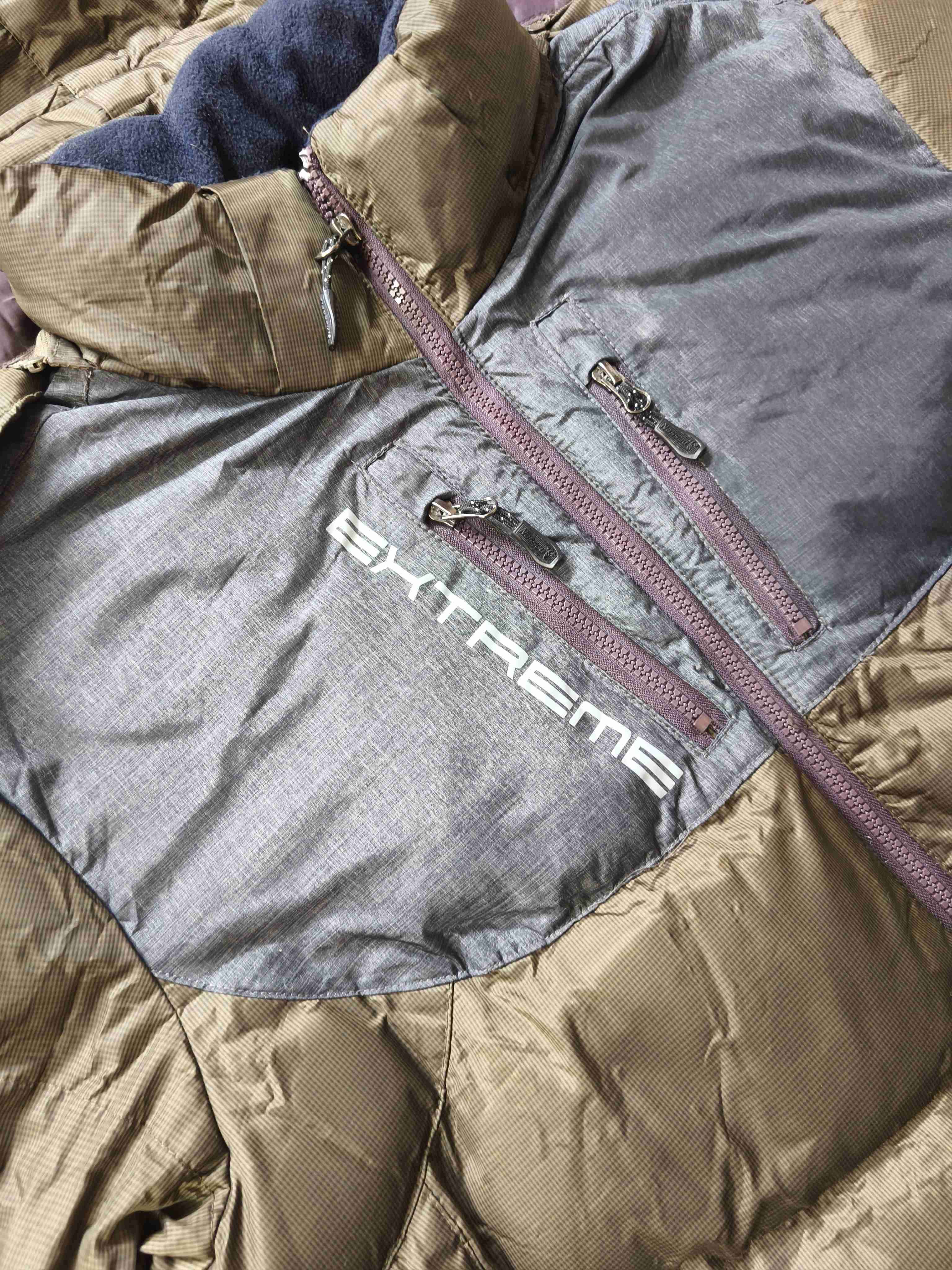 Chaqueta impermeable verde - miniatura 2