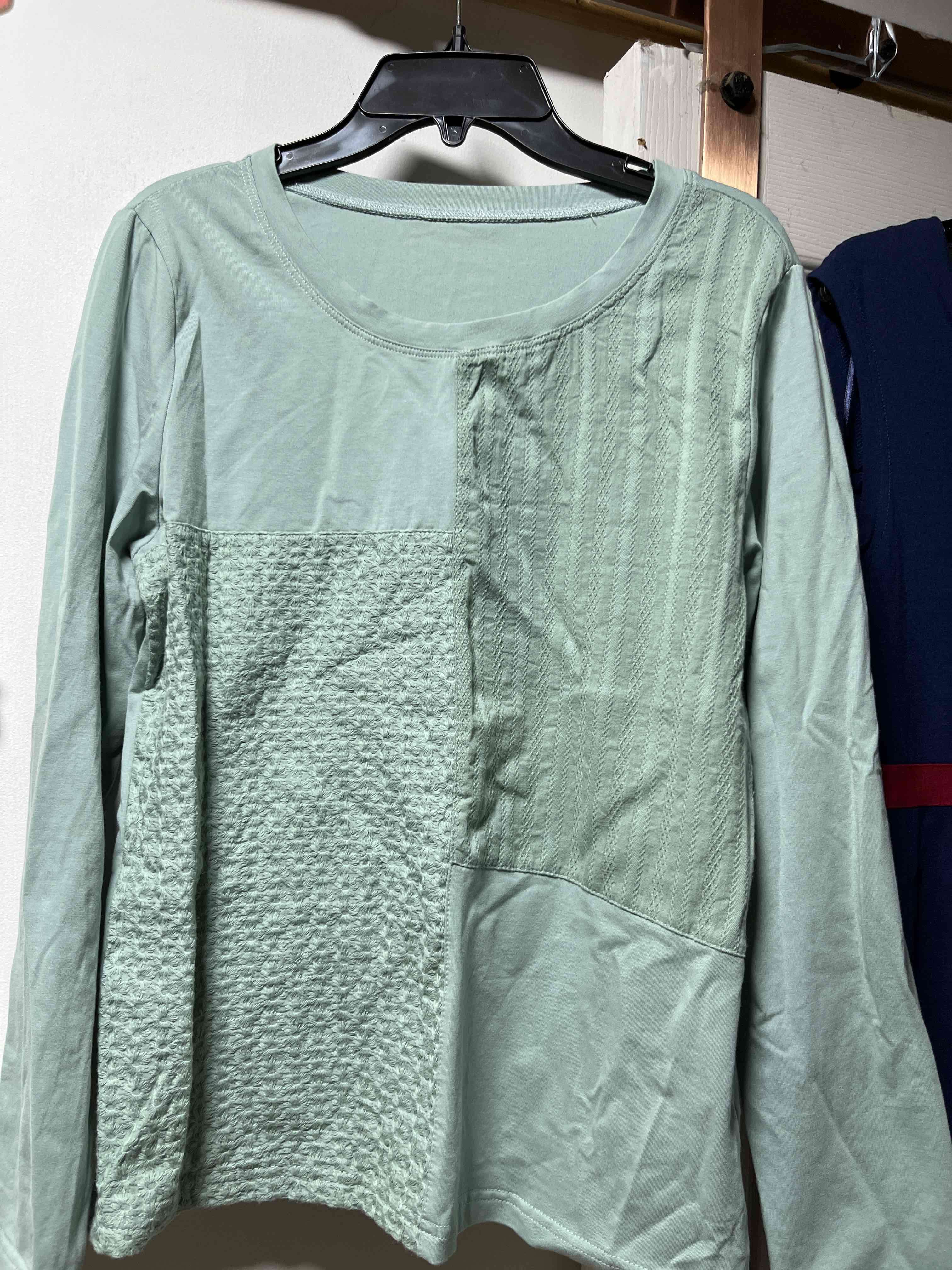 Polera verde claro texturizada - miniatura 1