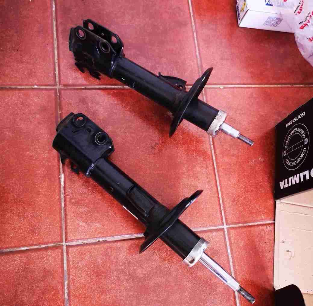 Amortiguadores para auto TOYOTA YARIS 2006 - 2014 - miniatura 6