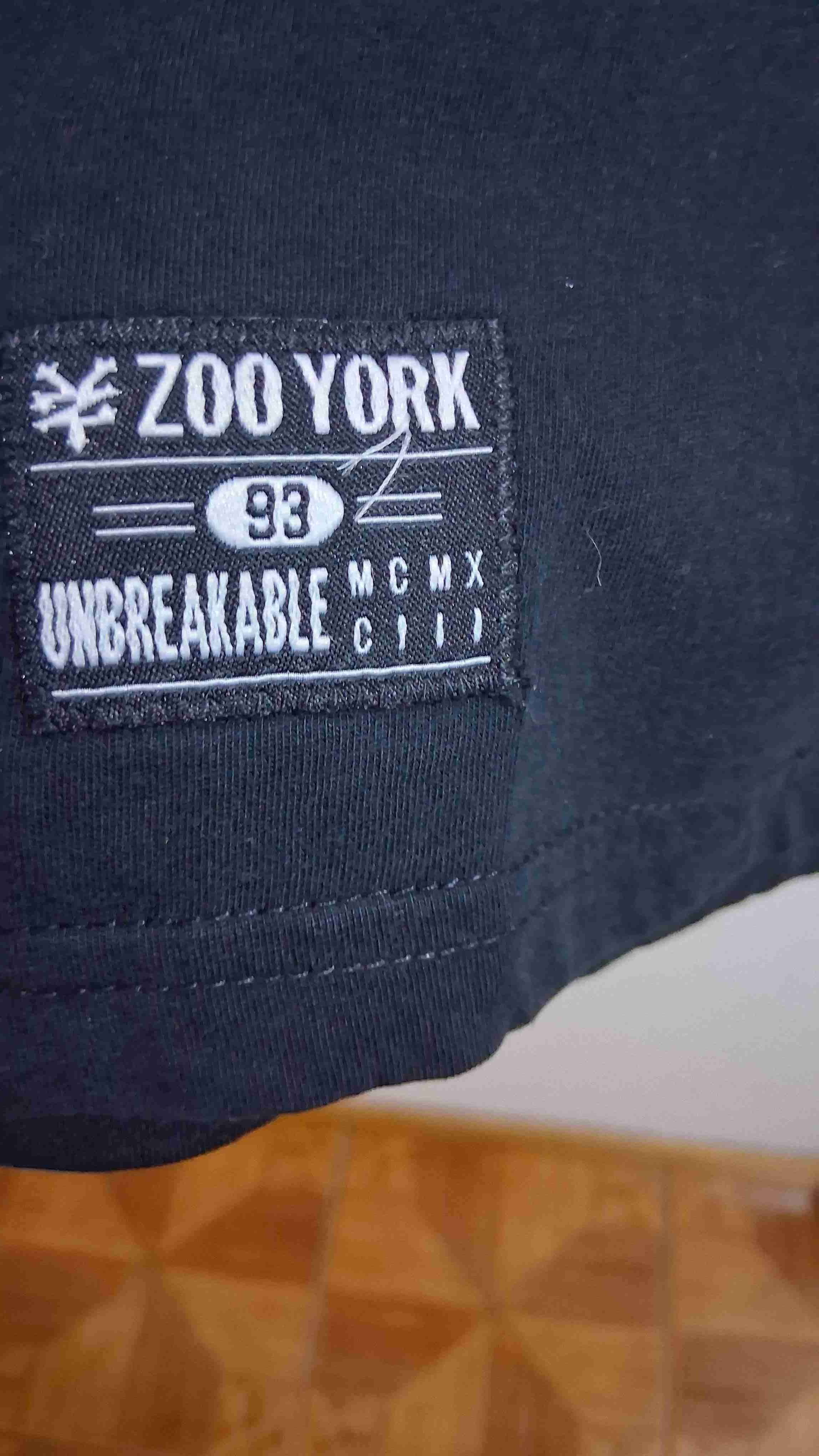 Polera negra Zoo York.. Talla XL..Usada.. Consulte - miniatura 4