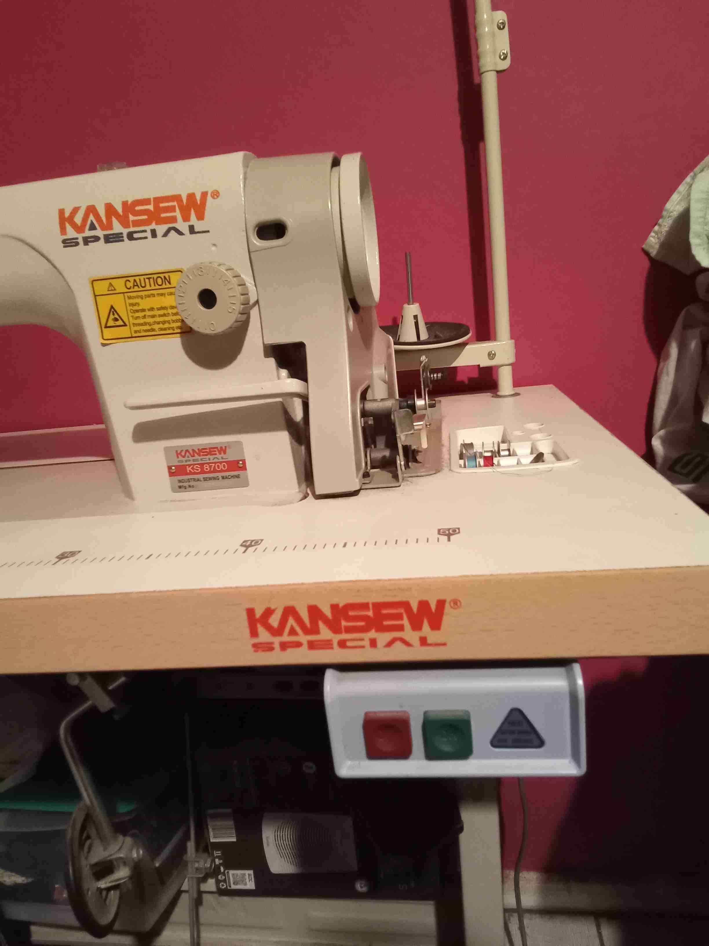 Máquina de coser industrial Kansew - miniatura 5