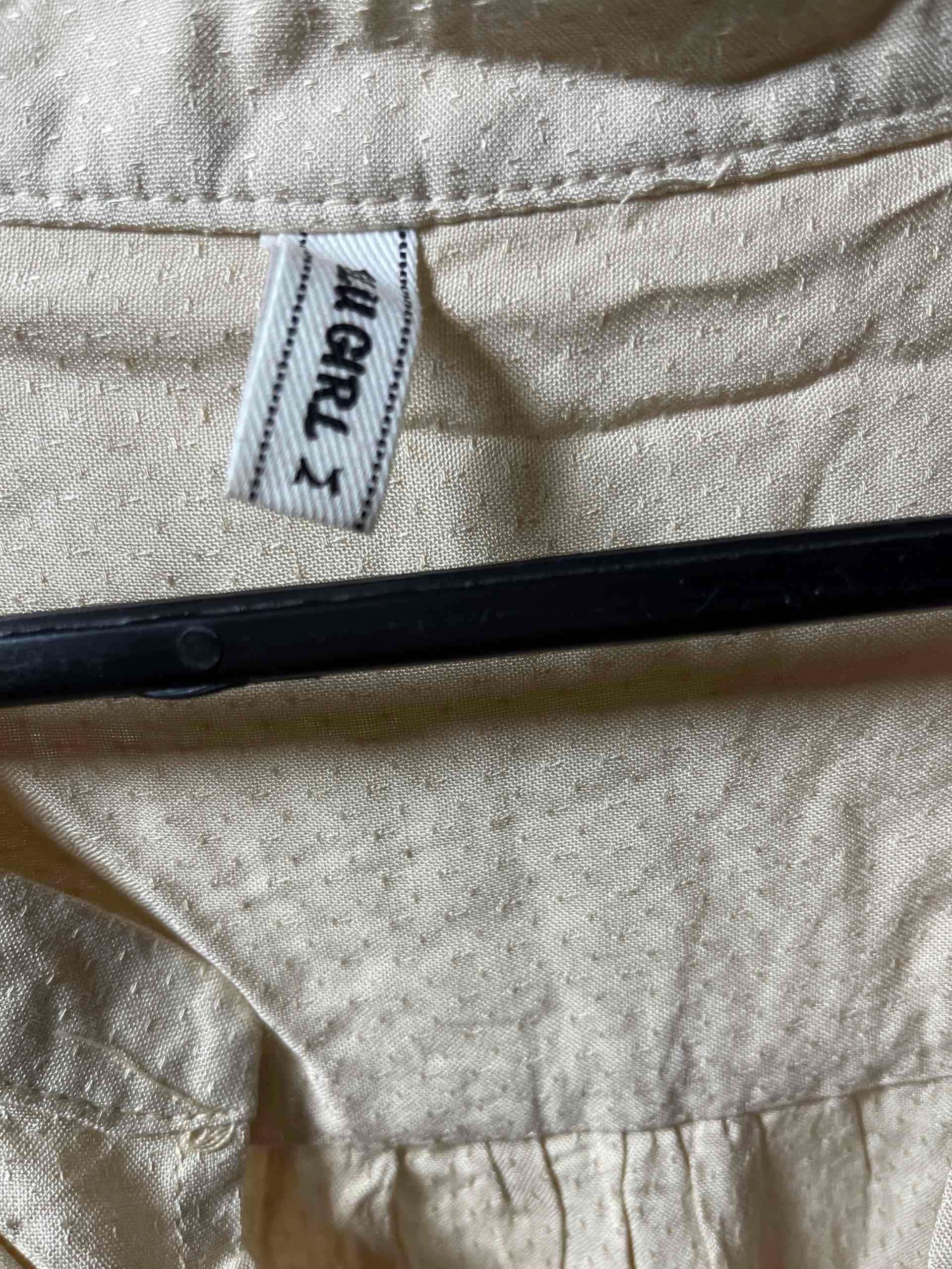 Blusa beige de manga larga - miniatura 4