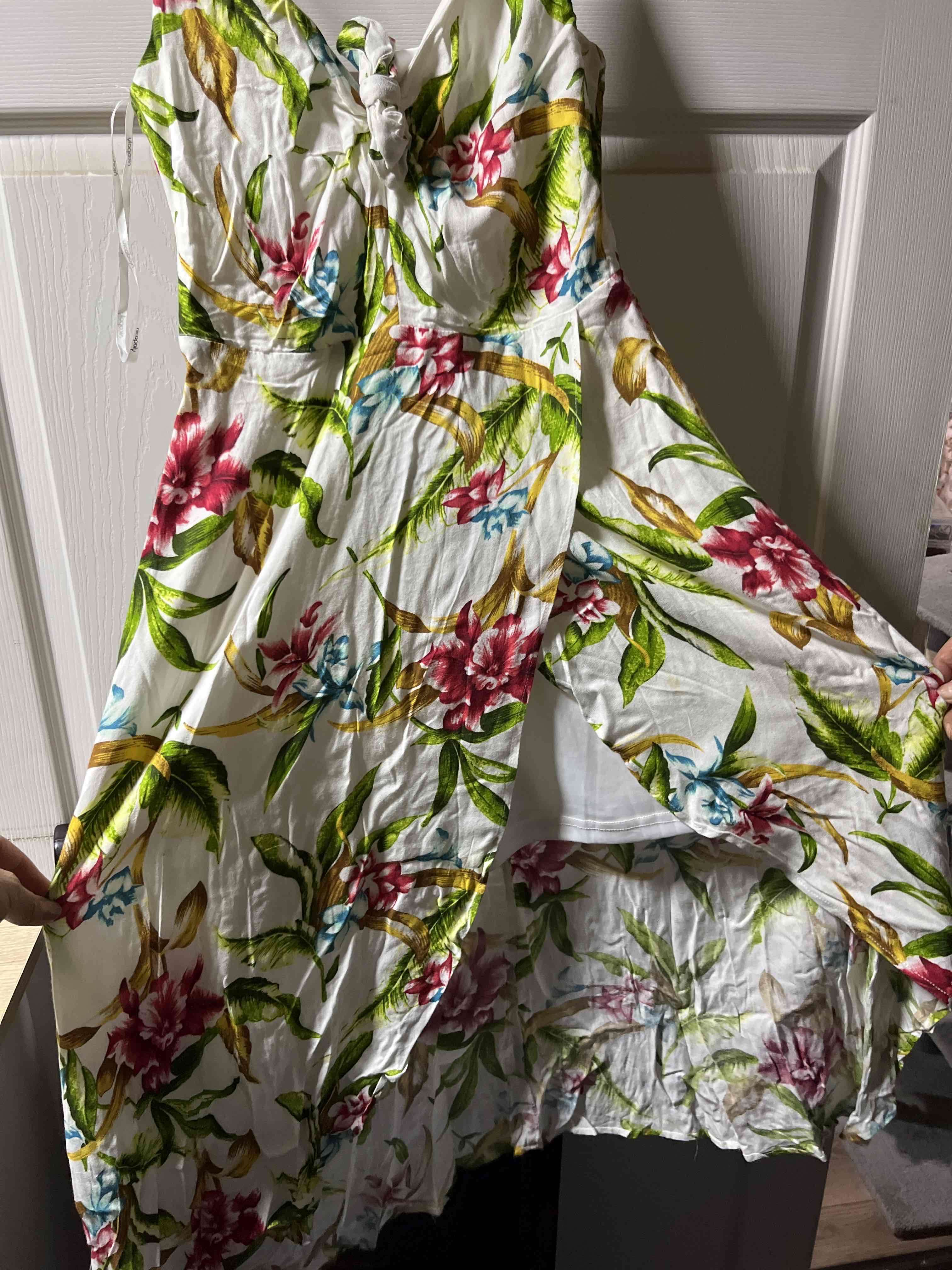 Vestido floral veraniego - miniatura 2