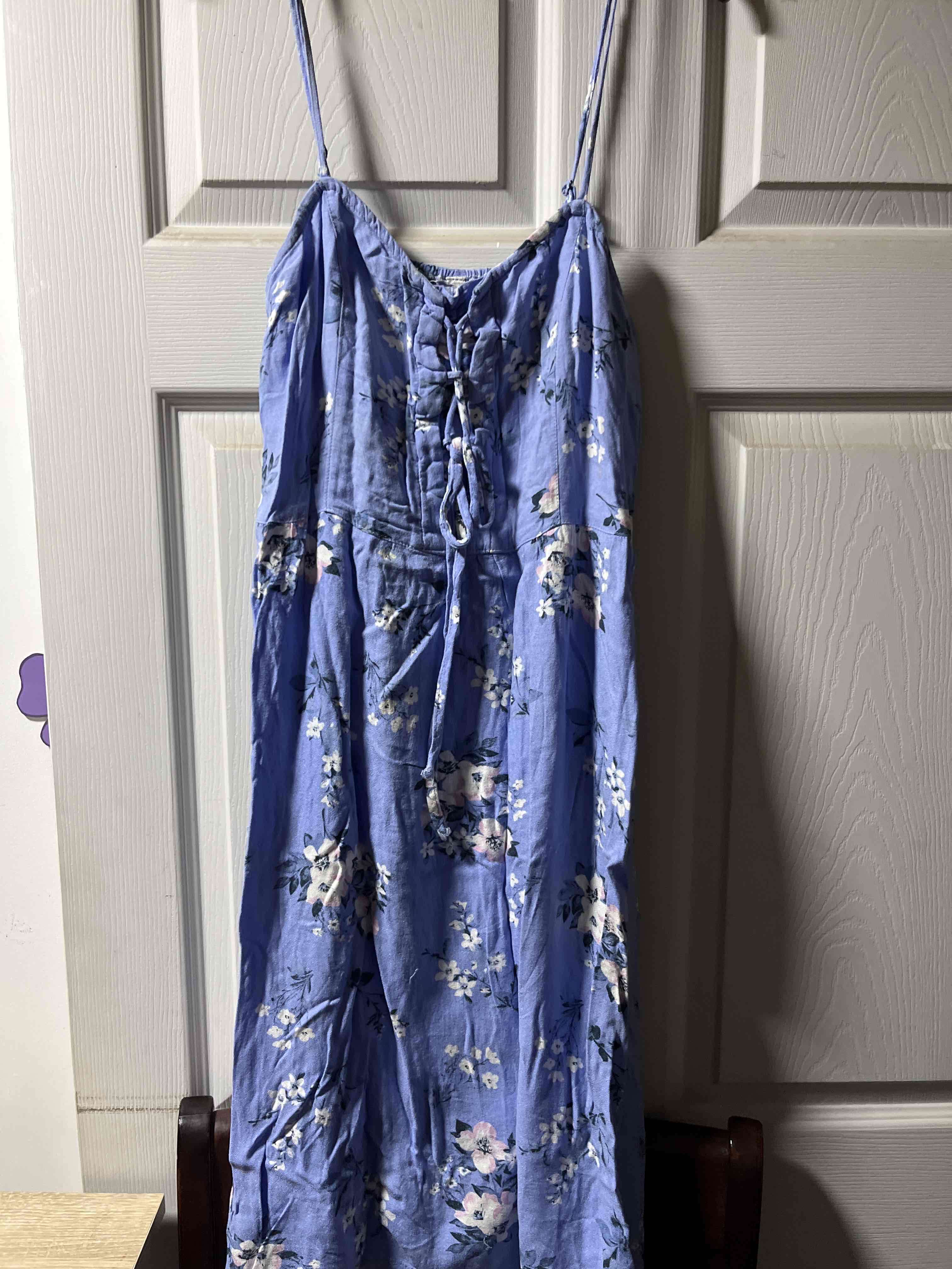 Vestido floreado azul de tirantes - miniatura 2