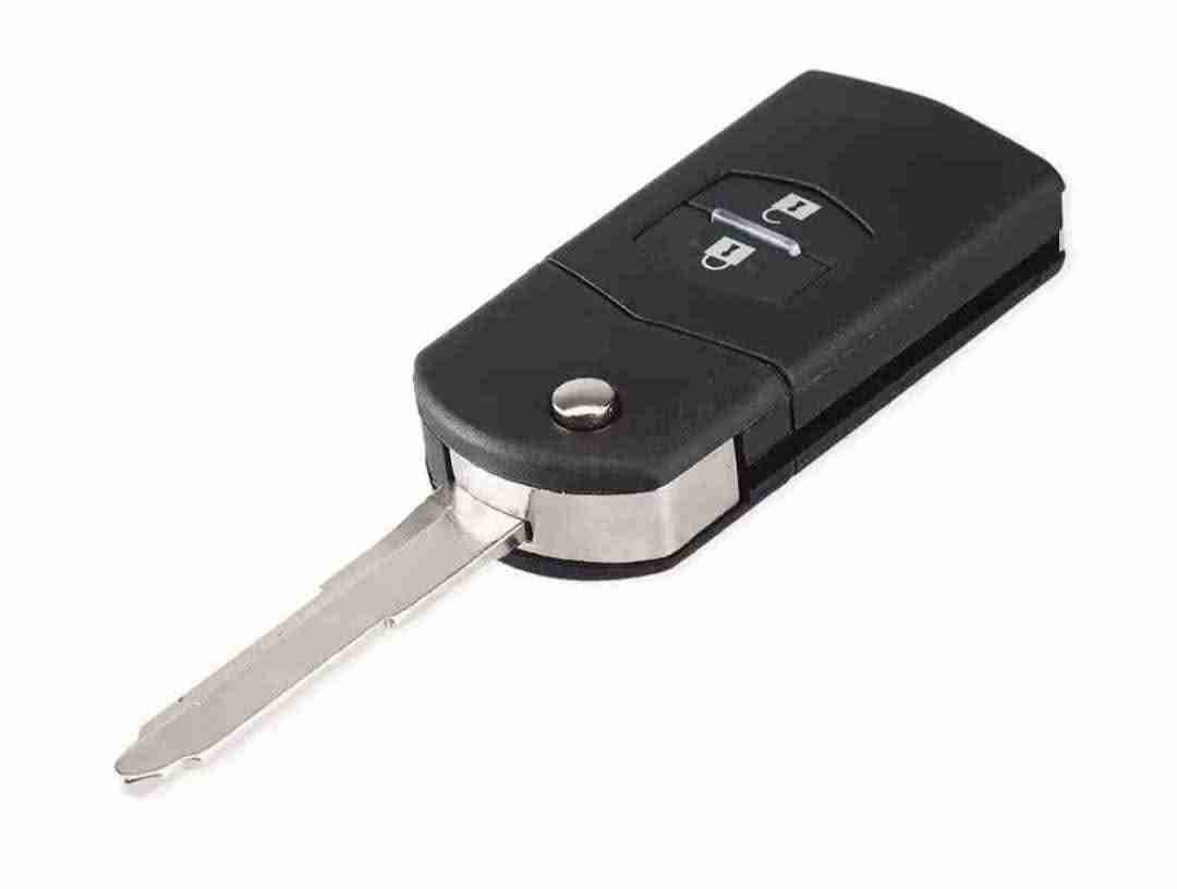 Llave y carcasa tipo navaja Mazda 3 - miniatura 3