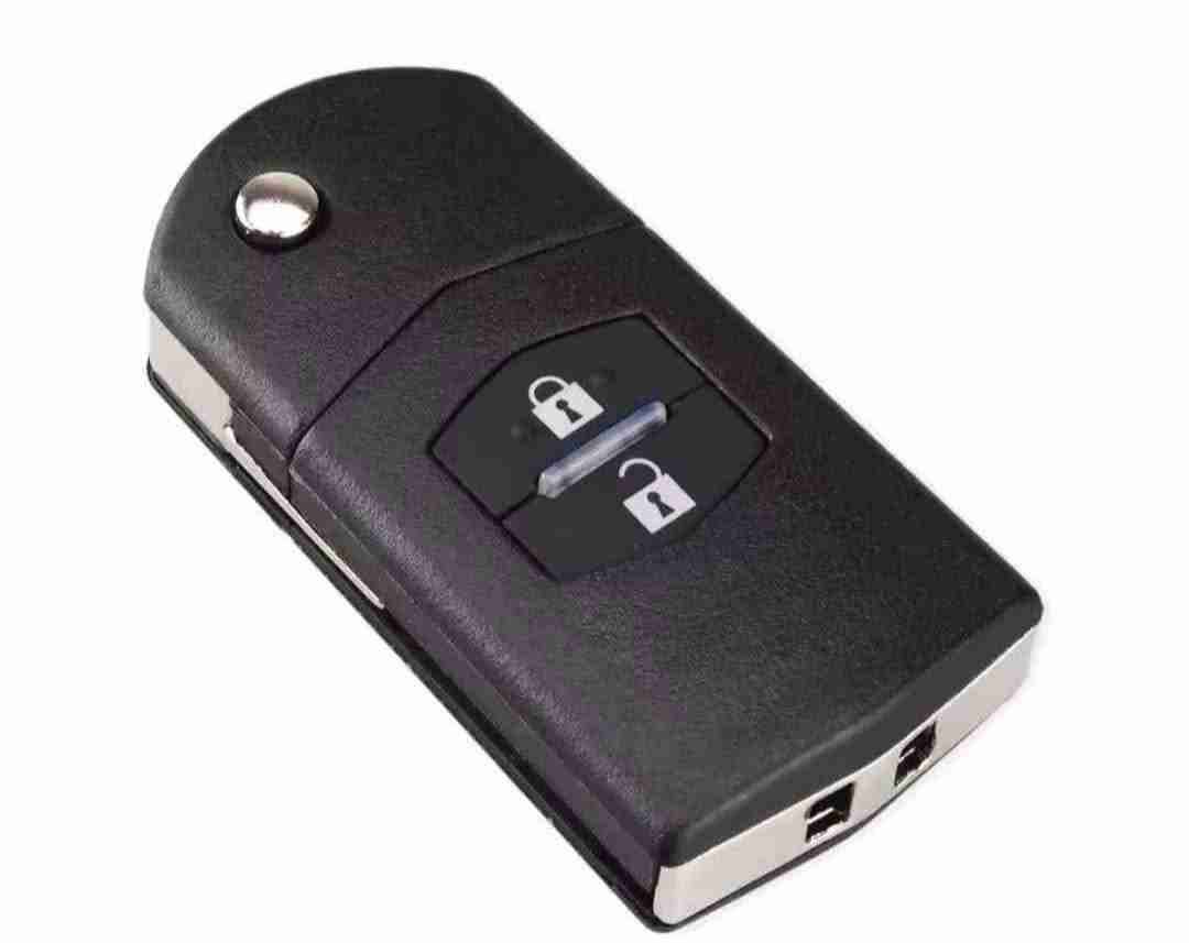 Llave y carcasa tipo navaja Mazda 3 - miniatura 4
