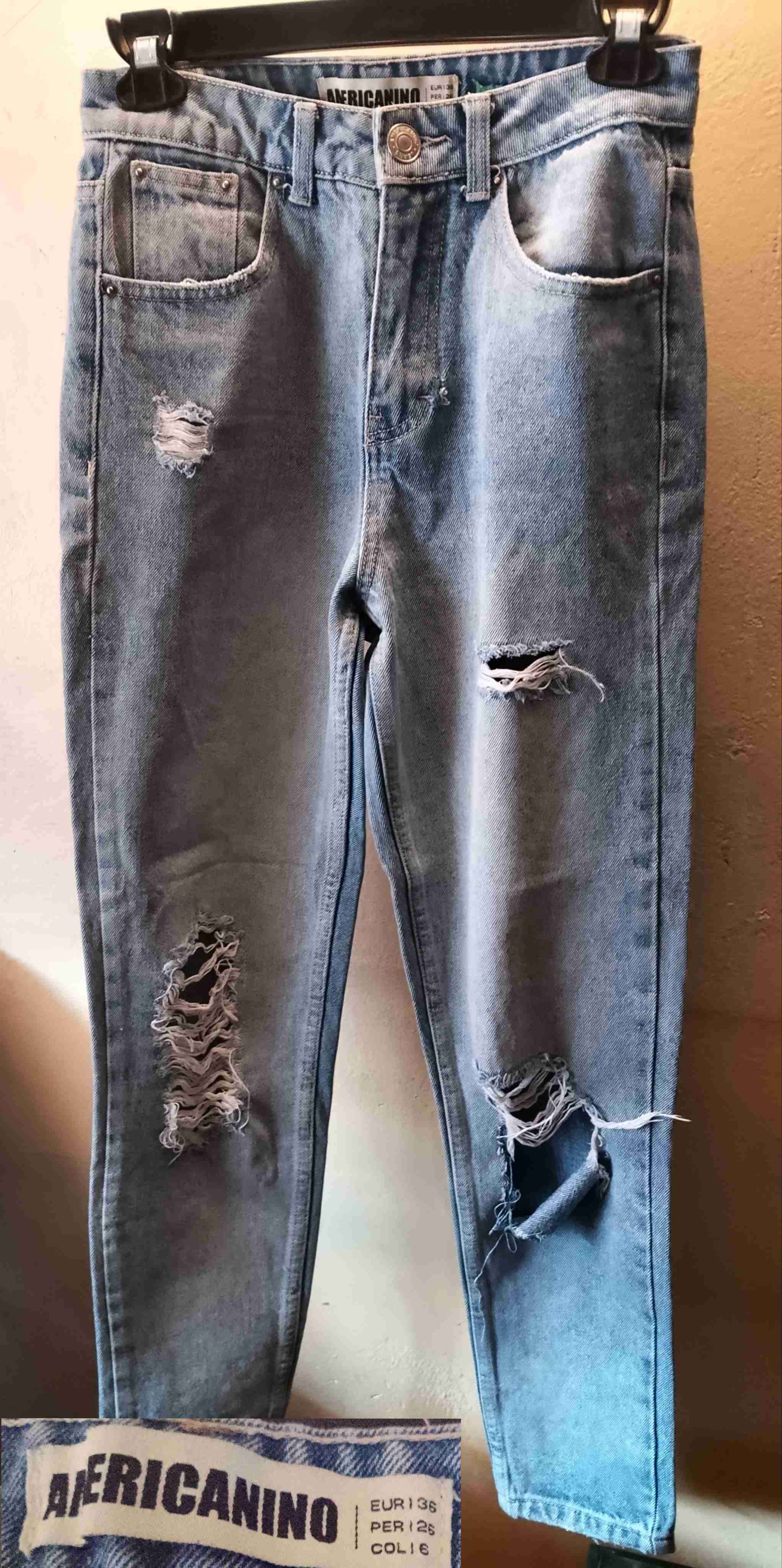 Jeans desgastados Americanino azul