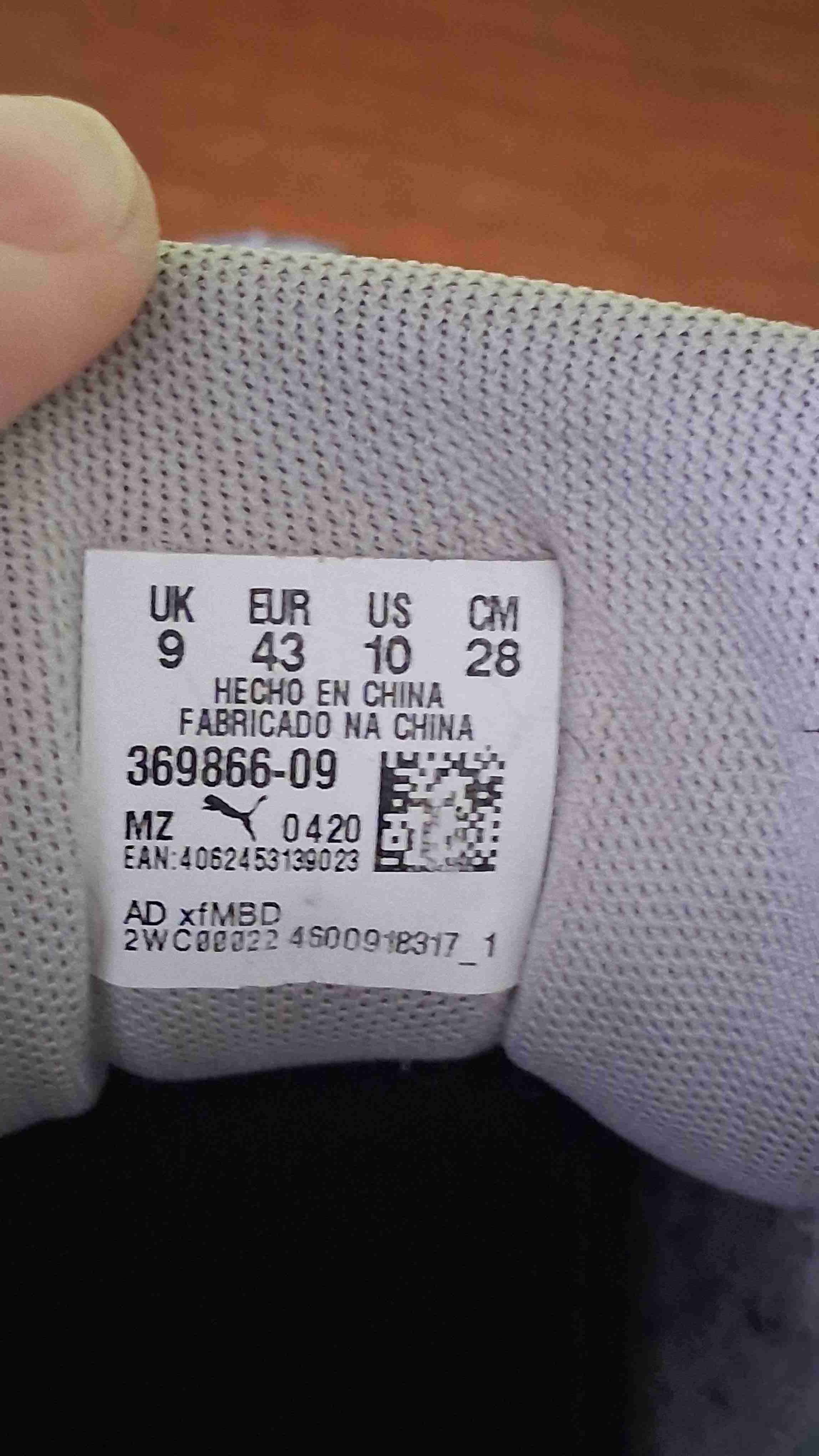 Zapatillas Puma blancas con negro y rojo Talla 43 - miniatura 5