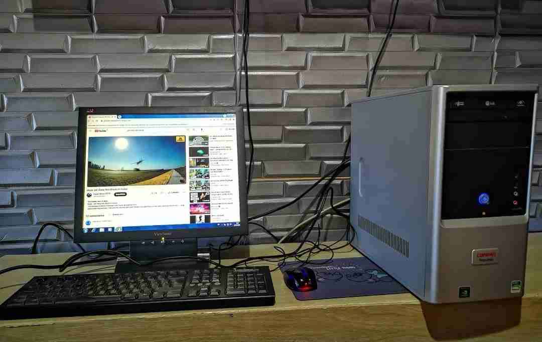 Computador escritorio con monitor COMPAQ - miniatura 5