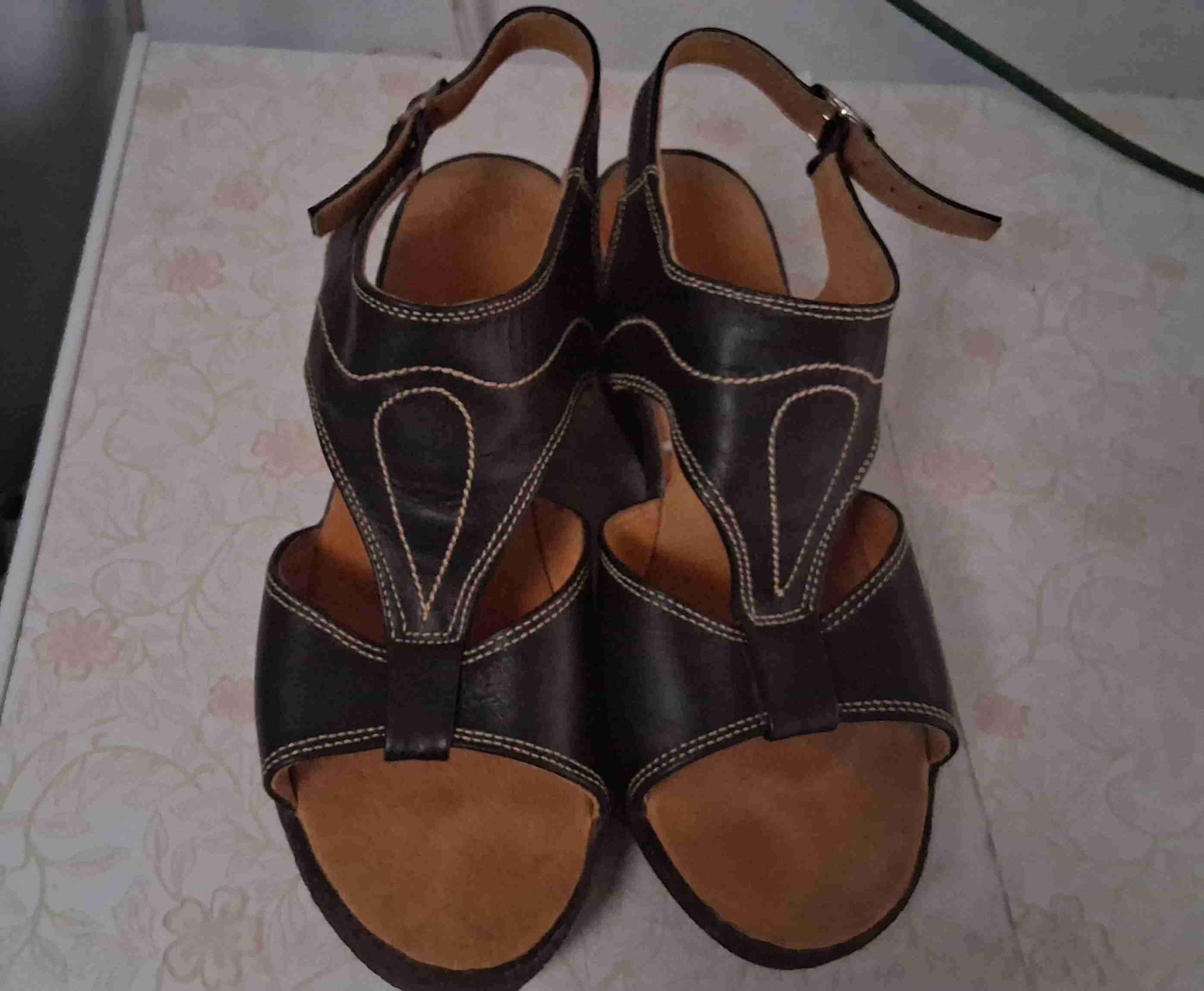 Sandalias de tacón negras - miniatura 2